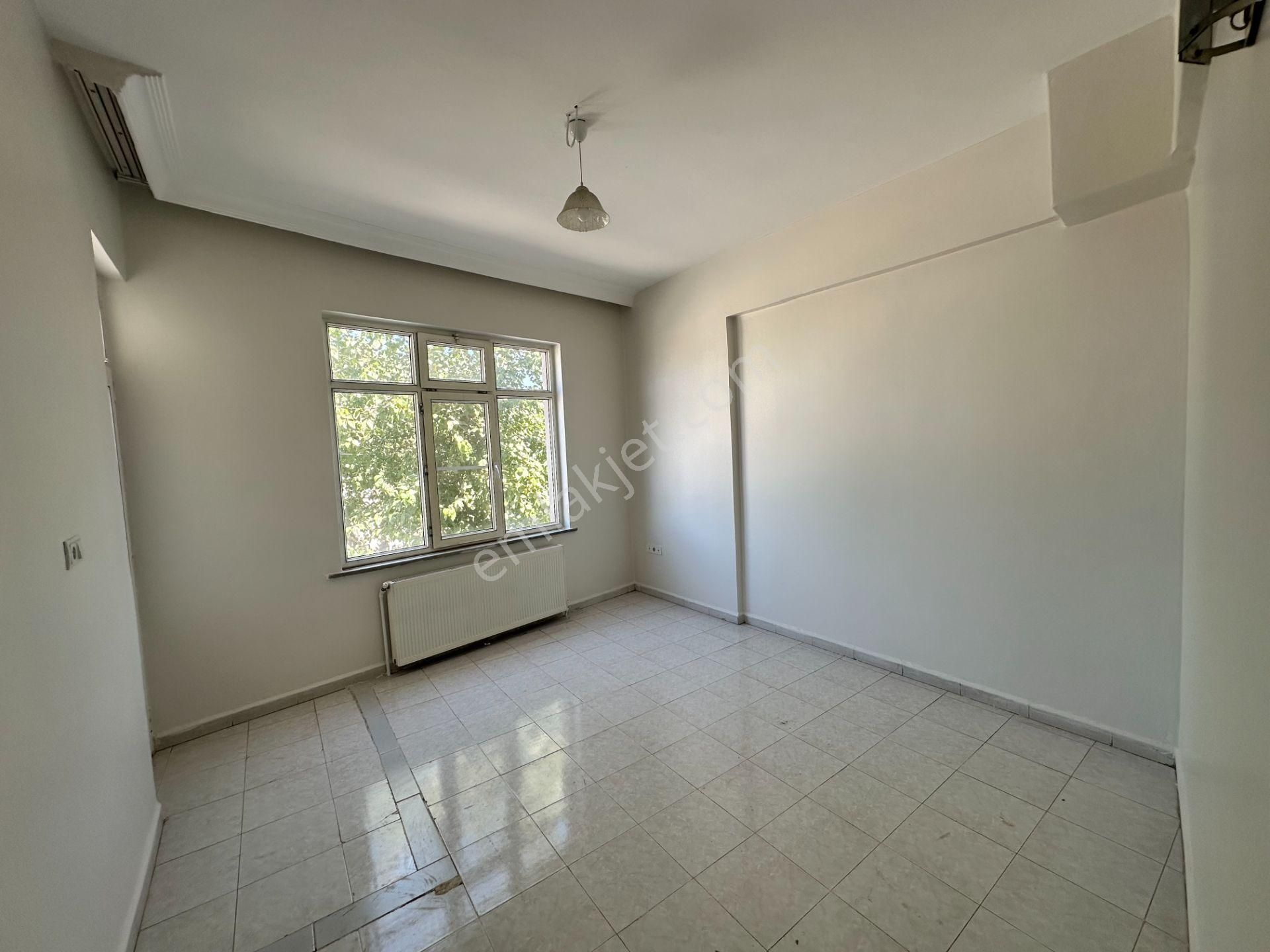 Babil Emlaktan Kiralık 2+1 Ara Kat Bakımlı Daire