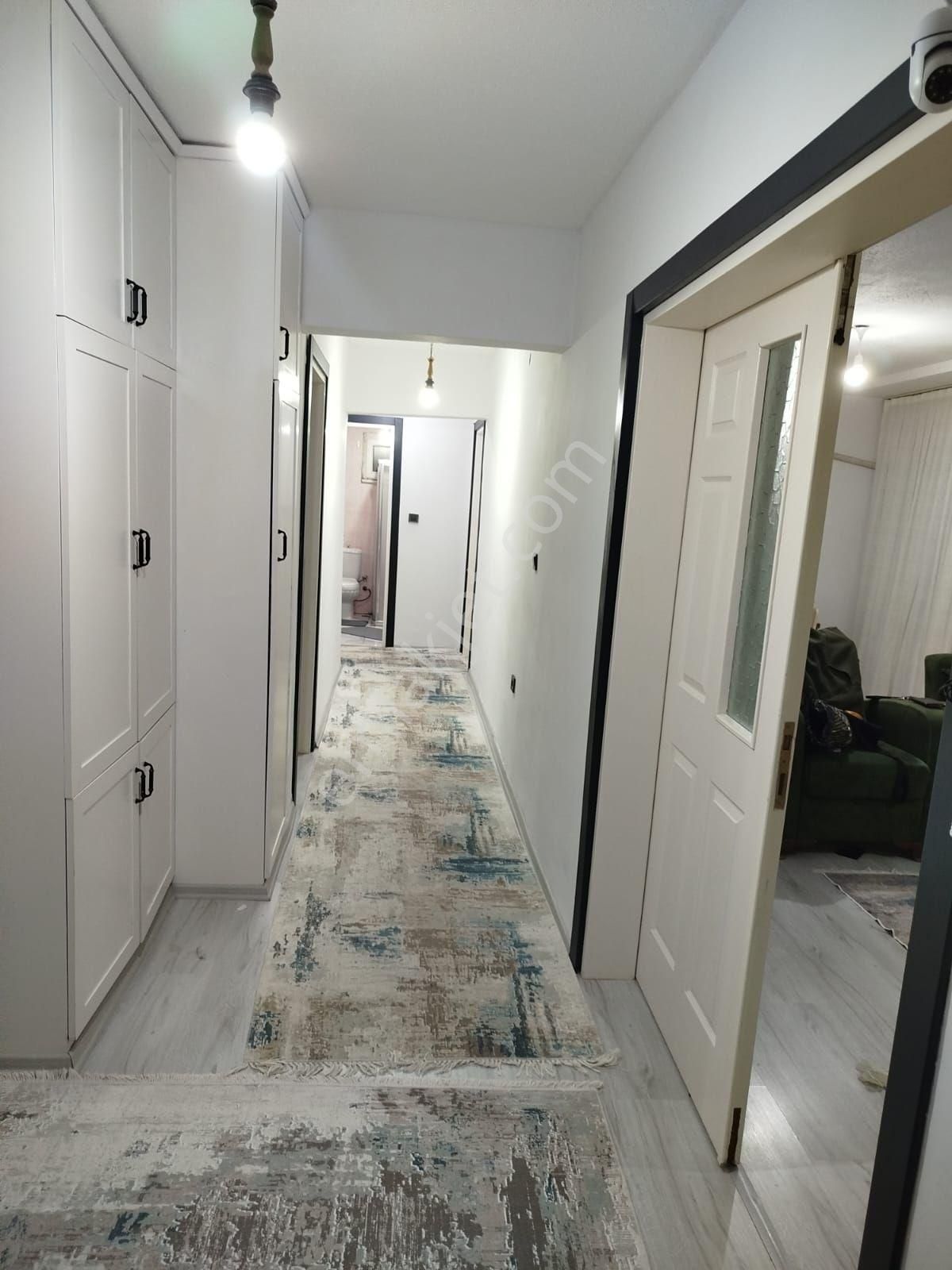 Osmangazi Mahallesinde Site İçerisinde 3+1 Satılık İskanlı Hasarsız Daire - Görsel 10