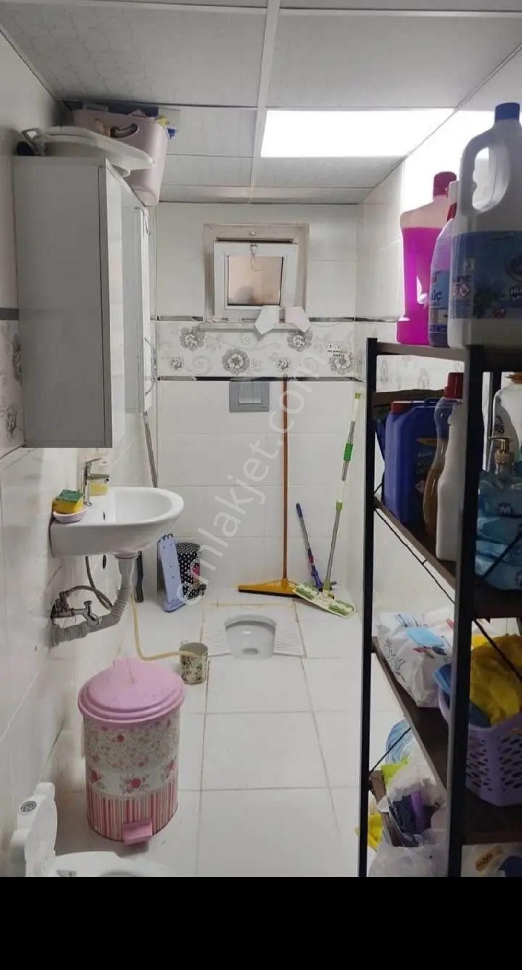 Osmangazi Mahallesinde Site İçerisinde 3+1 Satılık İskanlı Hasarsız Daire - Görsel 16