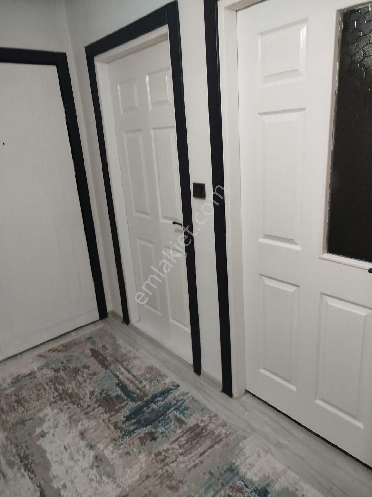 Osmangazi Mahallesinde Site İçerisinde 3+1 Satılık İskanlı Hasarsız Daire - Görsel 9