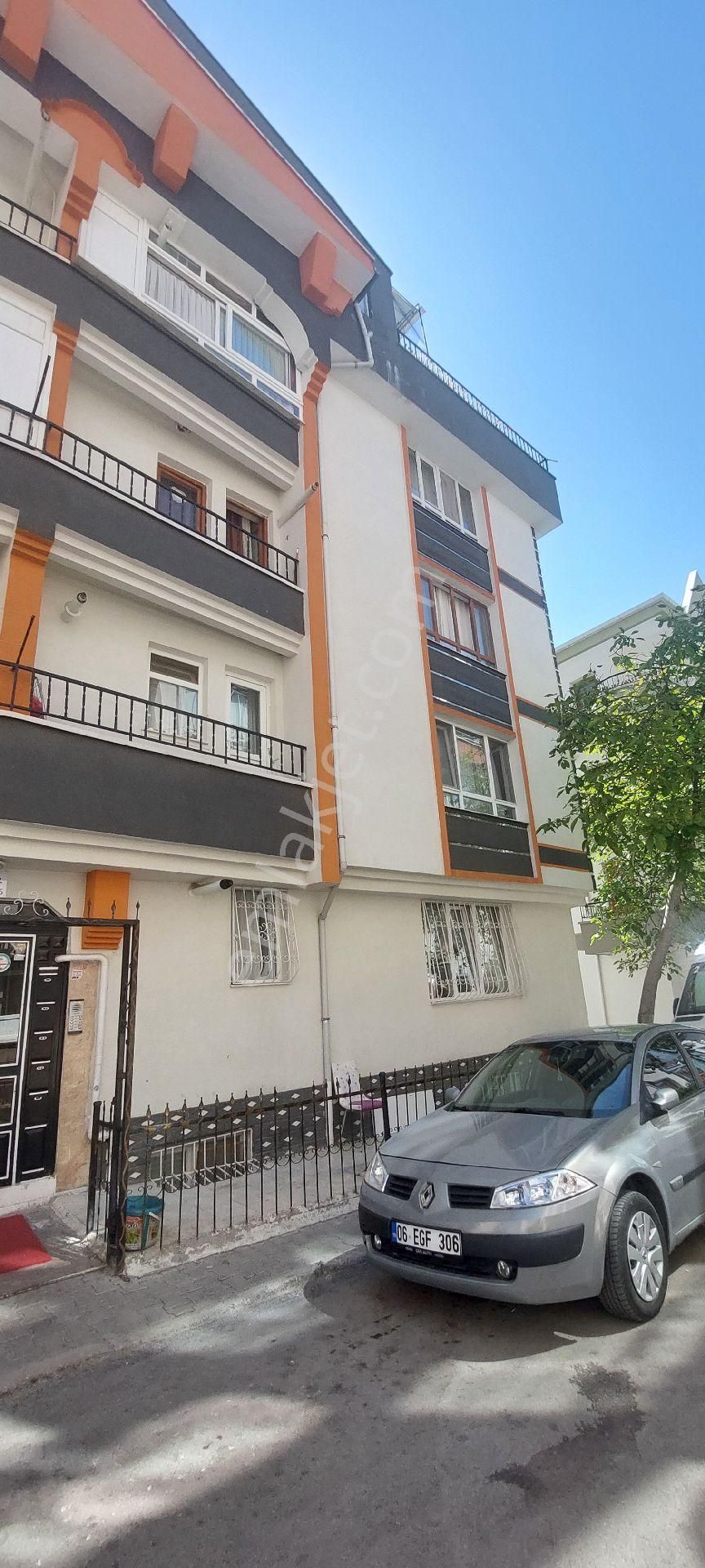 Aktepe Merkezde. 5+1 Dublex Yapılı Cadde İçi