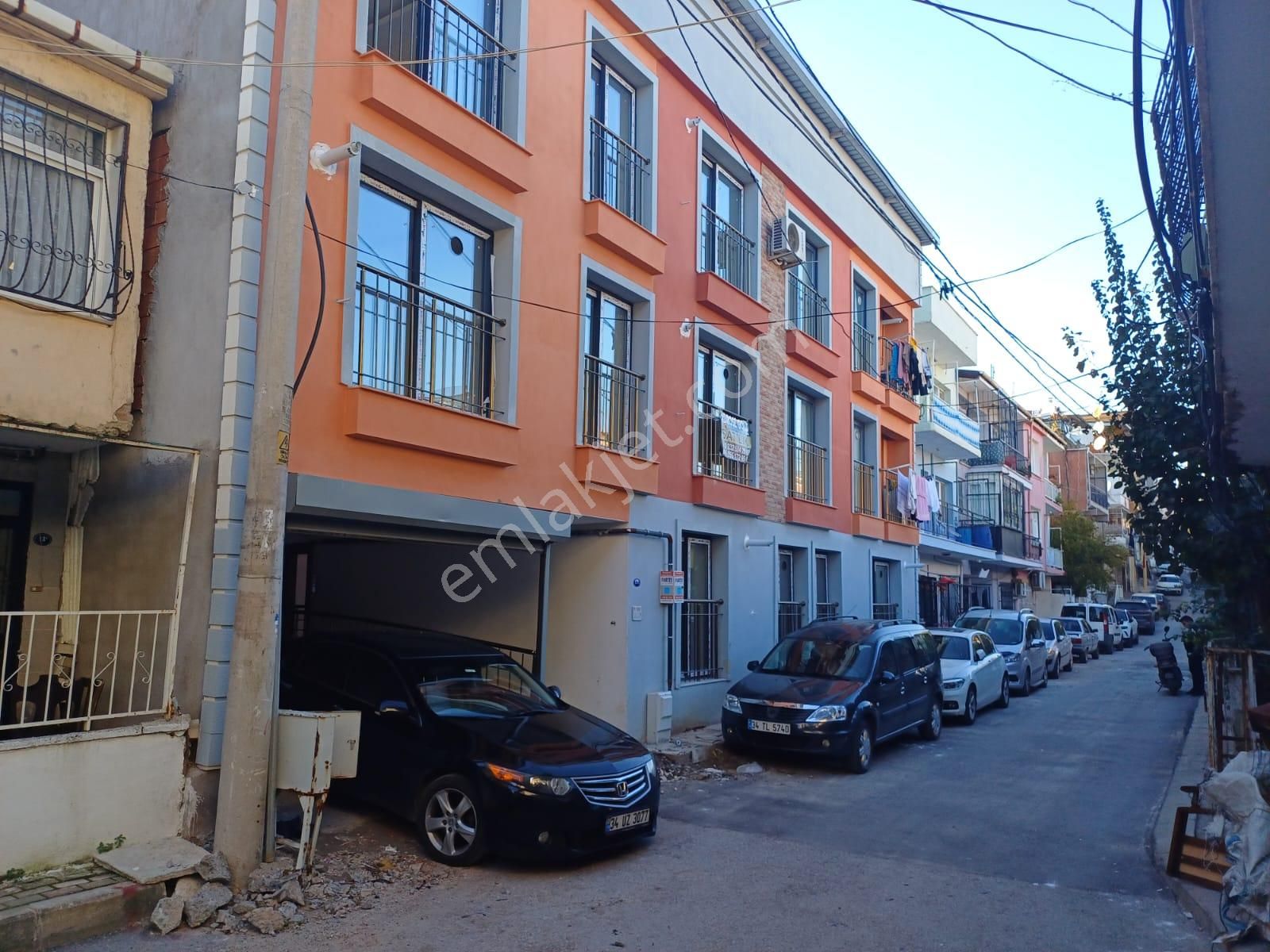 Bozyakada Yeni Binada Bakımlı 1 Oda 1 Salon Kiralık Daire