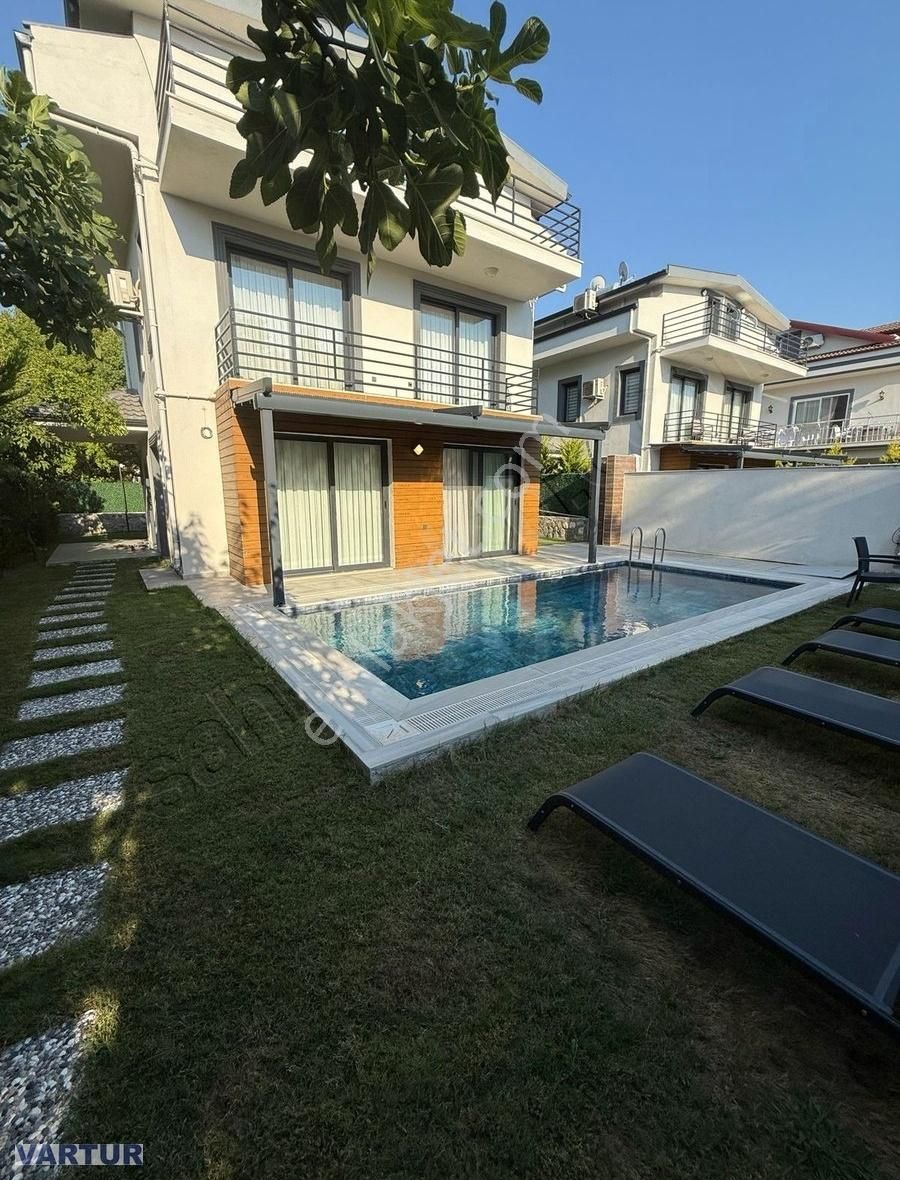 Fethiye Çalışta 4+1 Müstakil Havuzlu Lüks Villa