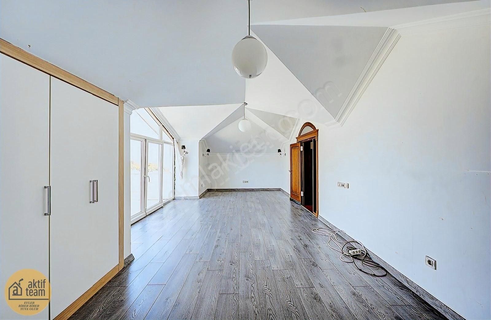 Acarkent'de Özel Konumlu, Boğaz Manzaralı Kiralık Br Villa - Görsel 12