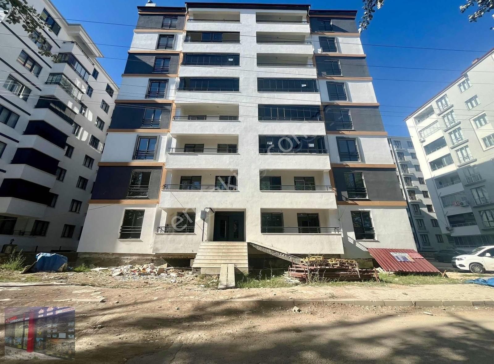 Emre Gm'den Sürsürü'de 3+1 Acil Satılık Sıfır Daire