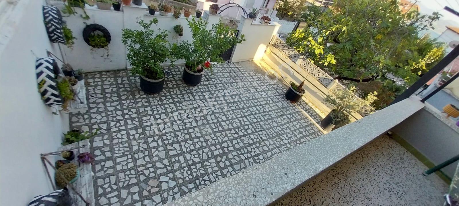 Acil Serdivan Esentepede Göl Manzaralı Bahcelı 3 Katlı Bına 310m2 Arsa Uzerınde - Görsel 15