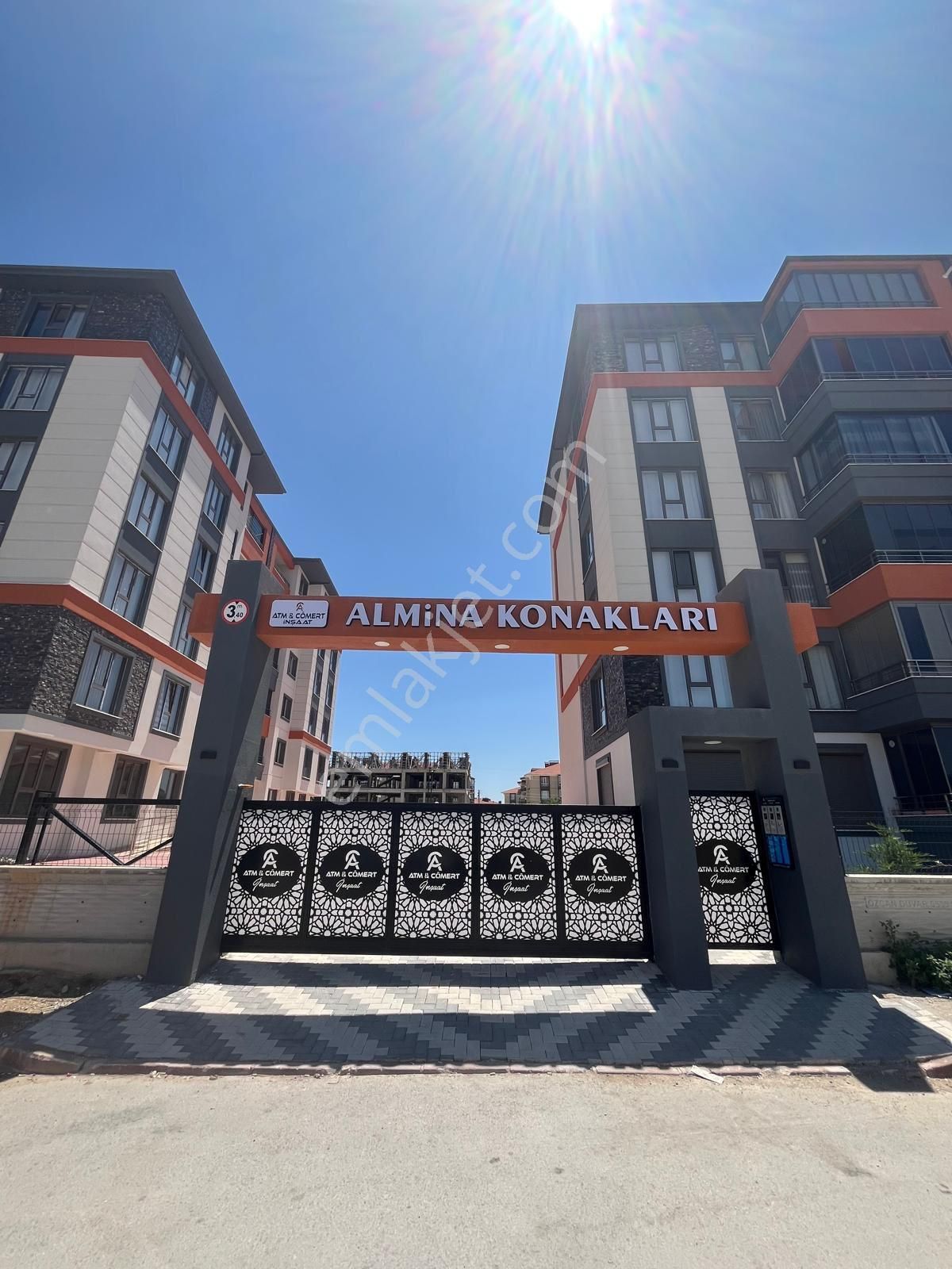 Gürhan Gayrimenkulden Satilik Gaziosmanpasa Mahallesinde Lux Daire