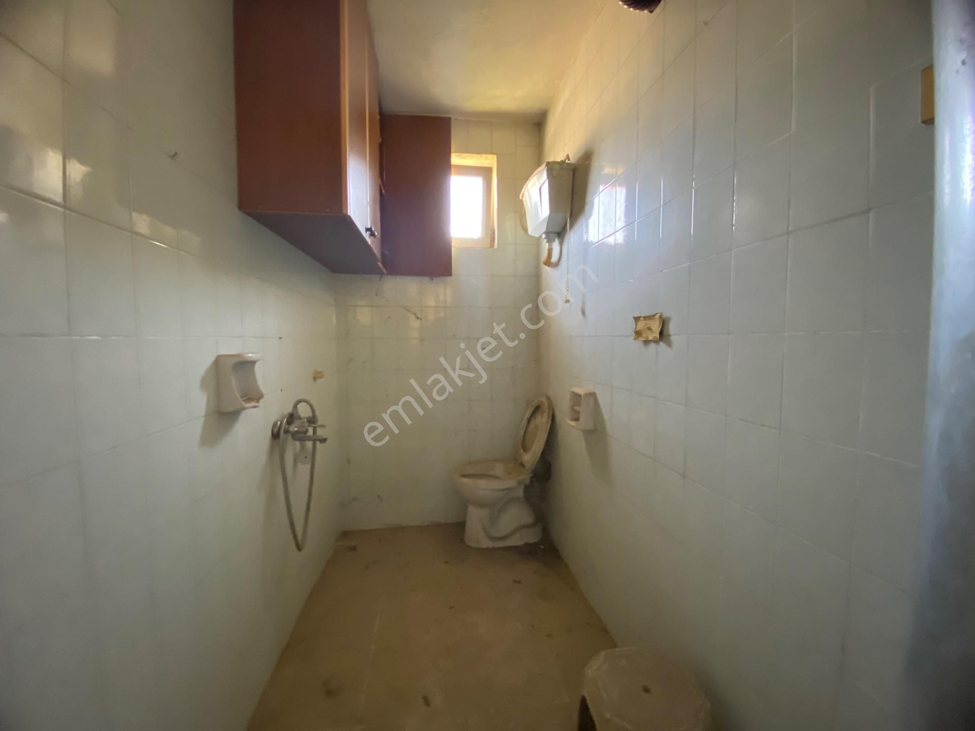 Bergama Kozak Karaveliler’de Satılık Köy Evi Ve Arsası - Görsel 25