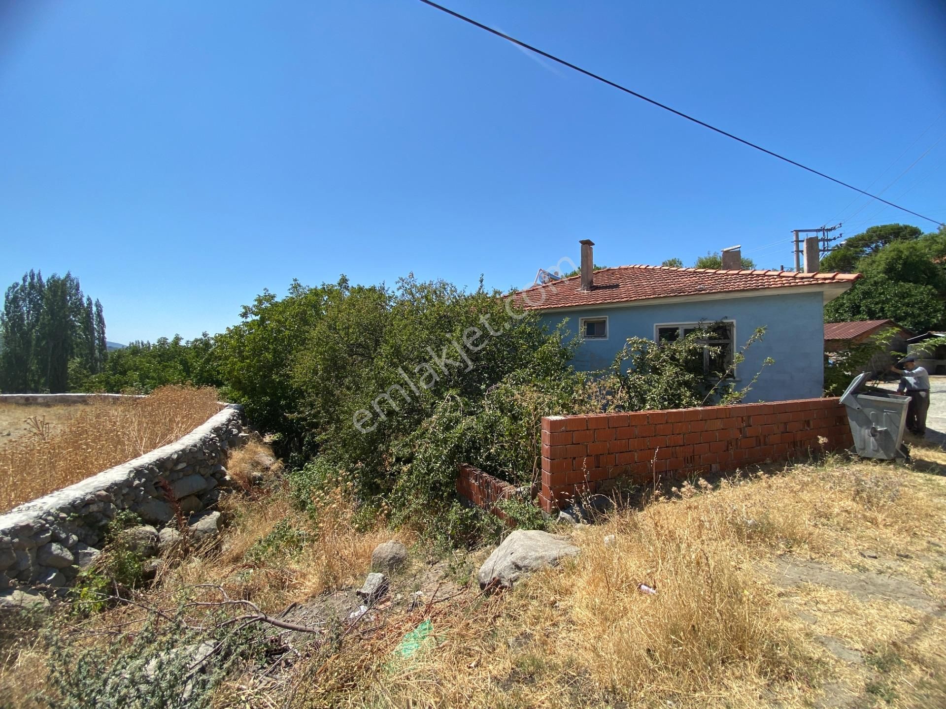 Bergama Kozak Karaveliler’de Satılık Köy Evi Ve Arsası - Görsel 29