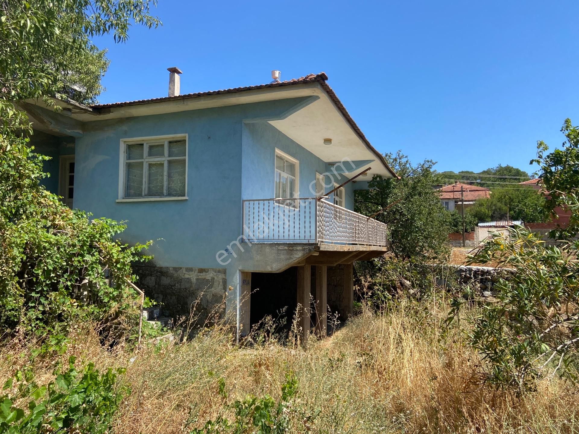 Bergama Kozak Karaveliler’de Satılık Köy Evi Ve Arsası - Görsel 4