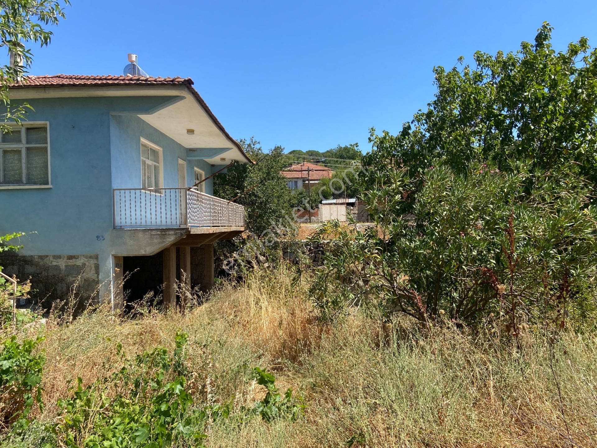 Bergama Kozak Karaveliler’de Satılık Köy Evi Ve Arsası - Görsel 28