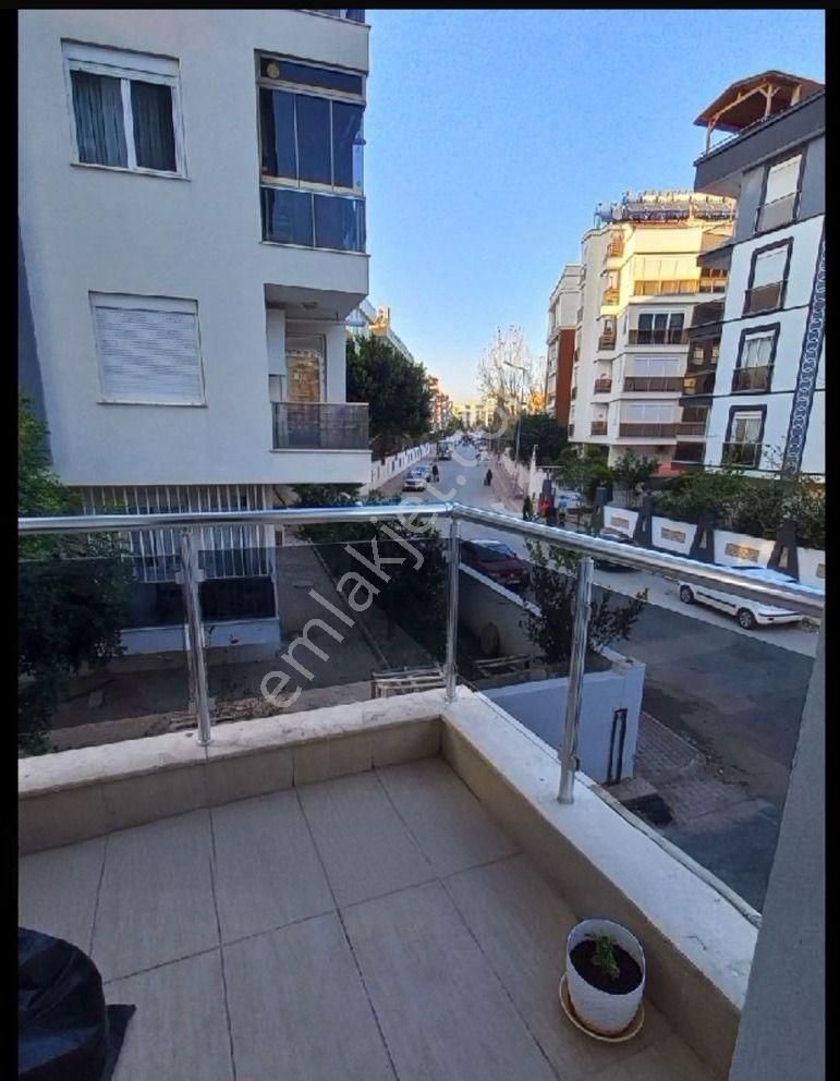 Antalya Konyaaltı Hurma'da 2+1 Havuzlu İkinci Kat Ayrı Mutfaklı Satılık Daire - Görsel 9