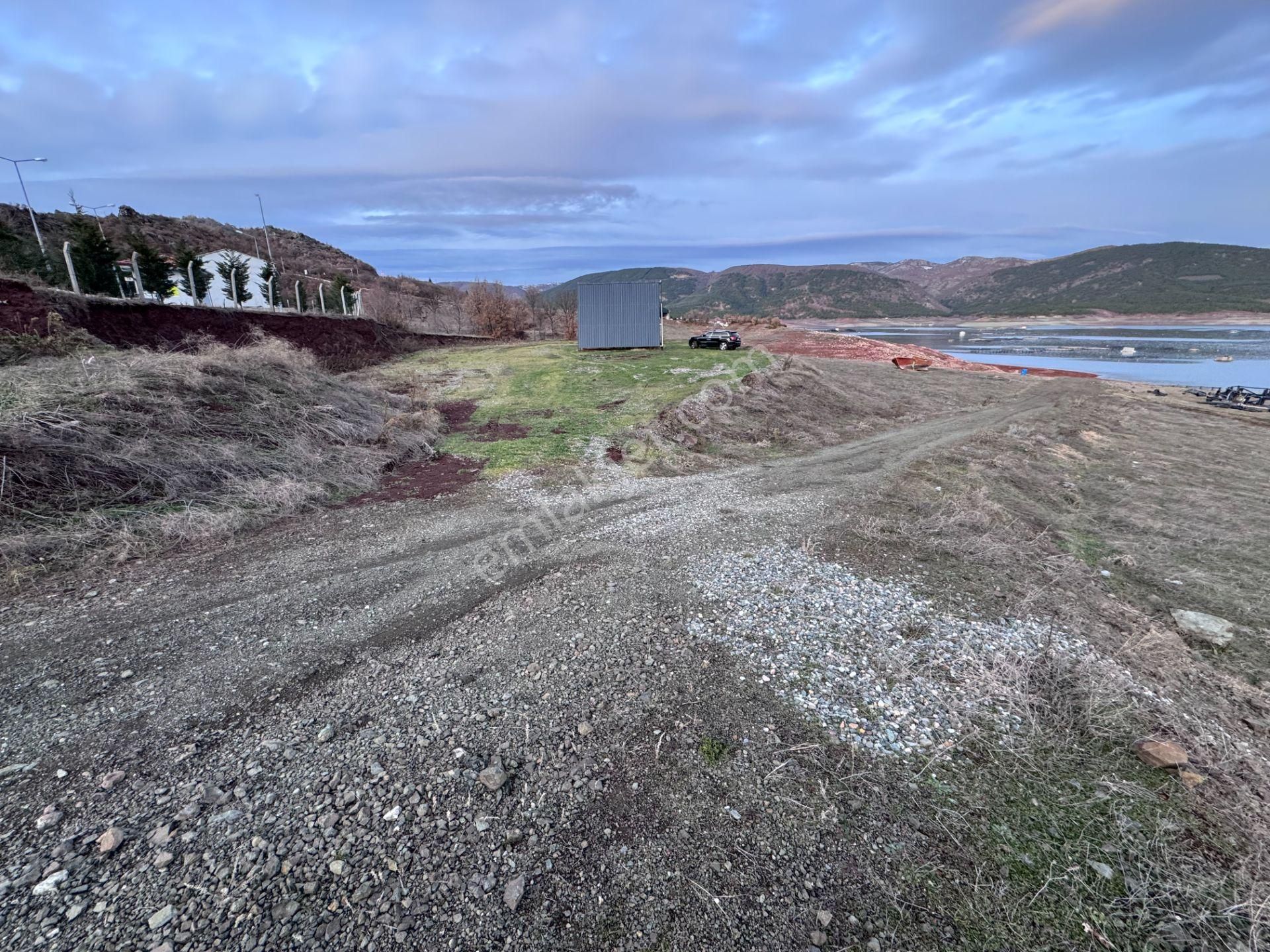 Almus'ta Göle Sıfır Müstakil Tek Tapulu 1600m2 Arazi - Görsel 6