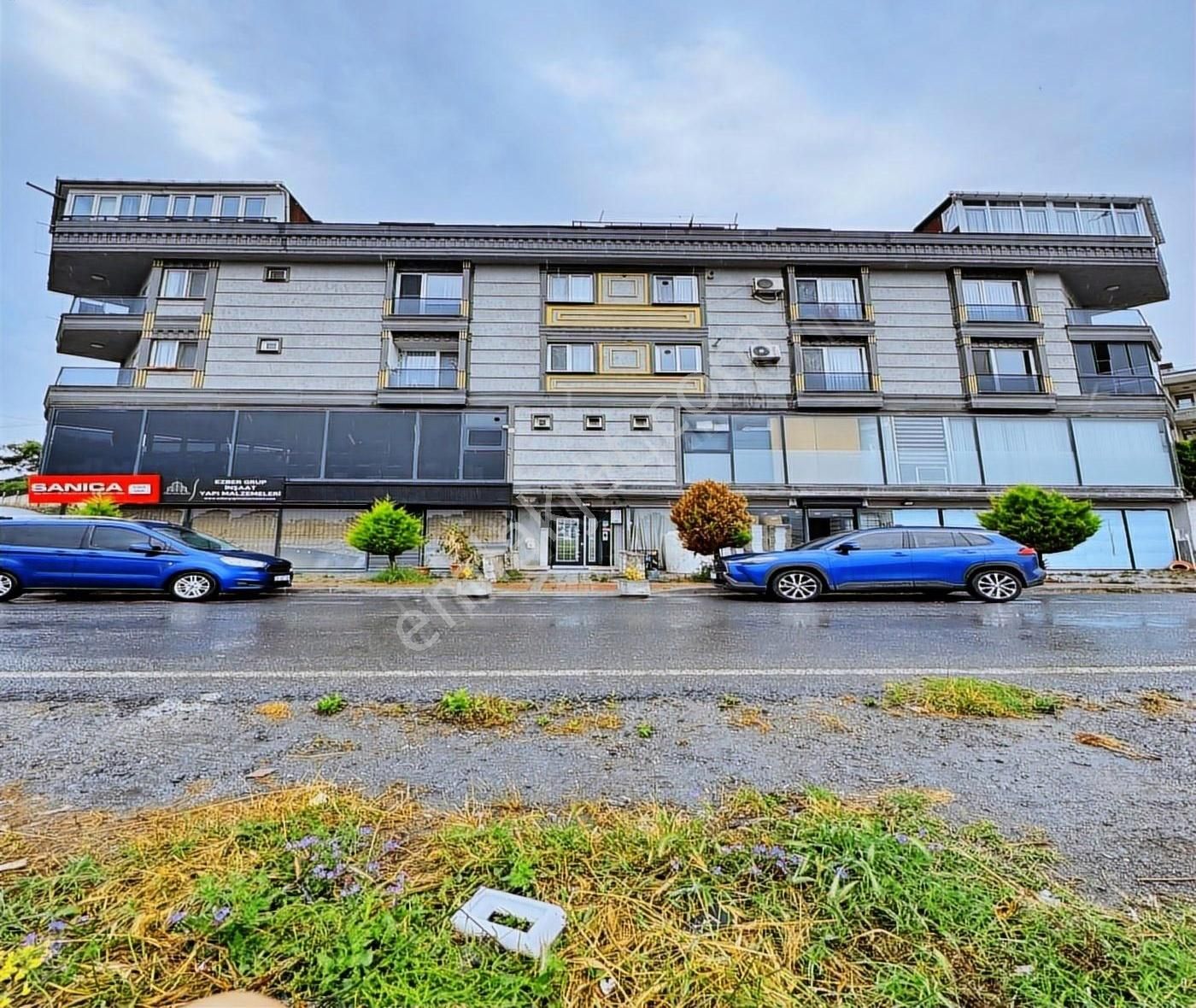 Kavaklı Mah'de Panoramik Deniz Manzaralı Geniş M2 Vip 5+2 Dublex