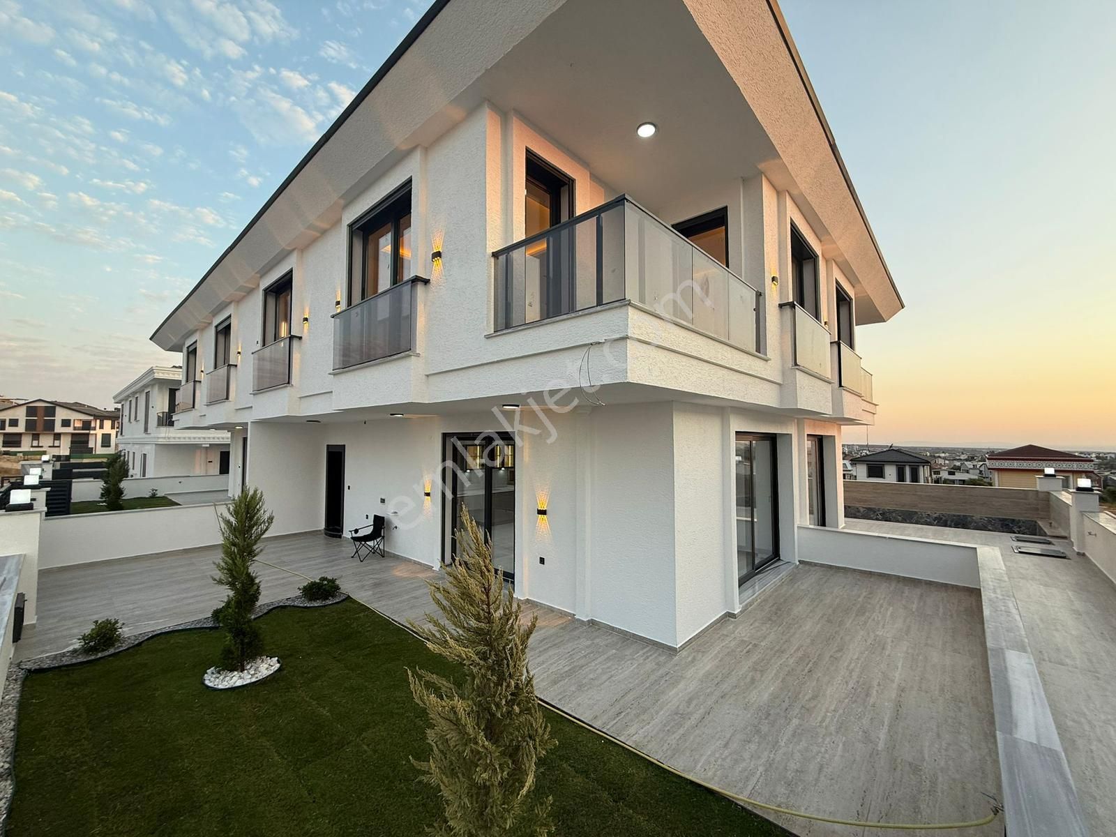 Didim Hisar Mah.satılık 4 Adet Havuzlu Ve Havuzsuz Seçenekler İle Villa - Görsel 2