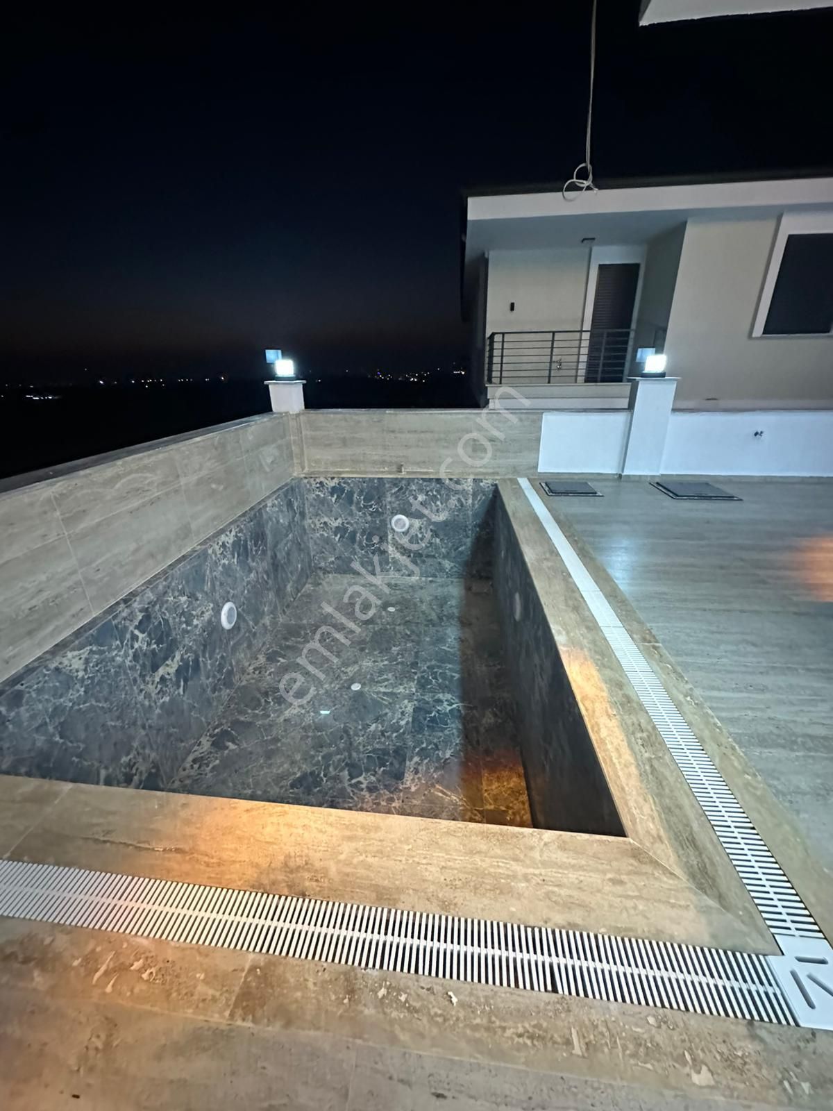 Didim Hisar Mah.satılık 4 Adet Havuzlu Ve Havuzsuz Seçenekler İle Villa - Görsel 4