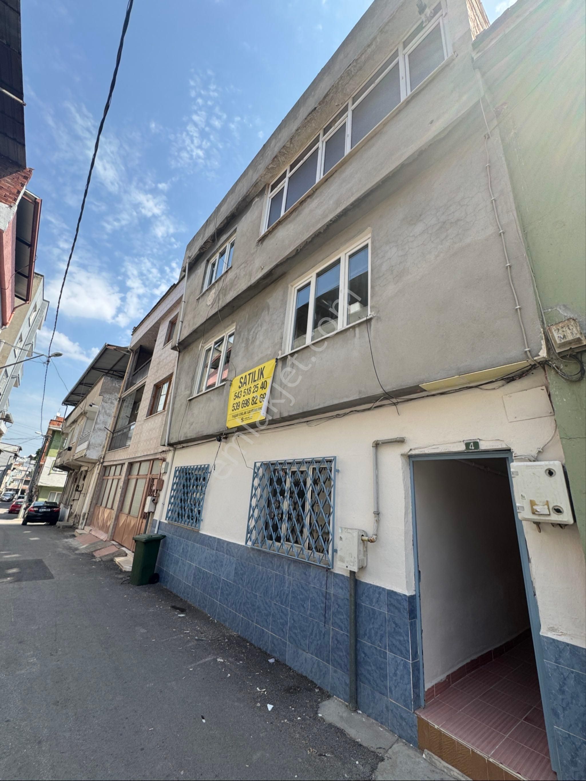 📍 Kemerçeşme’de Satılık 3,5 Katlı Komple Tadilatlı Bina – Bahçe Ve Teraslı