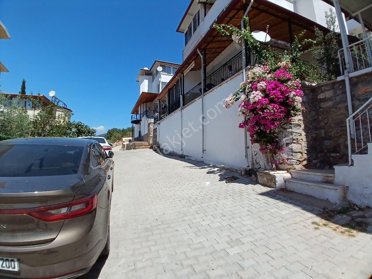 Re/max Cool 2 'den Deniz Manzaralı Yazlık - Görsel 2