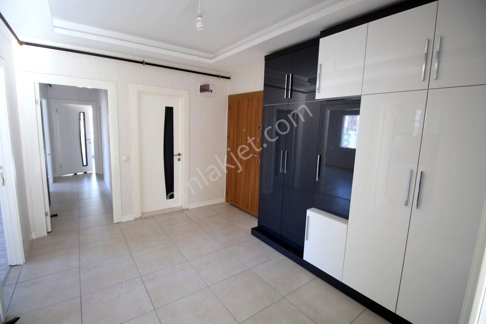 Menderes'de D.ğazlı+ç.oyun Parklı+çift Bny.+gyn.odalı+anks.setli - Görsel 24