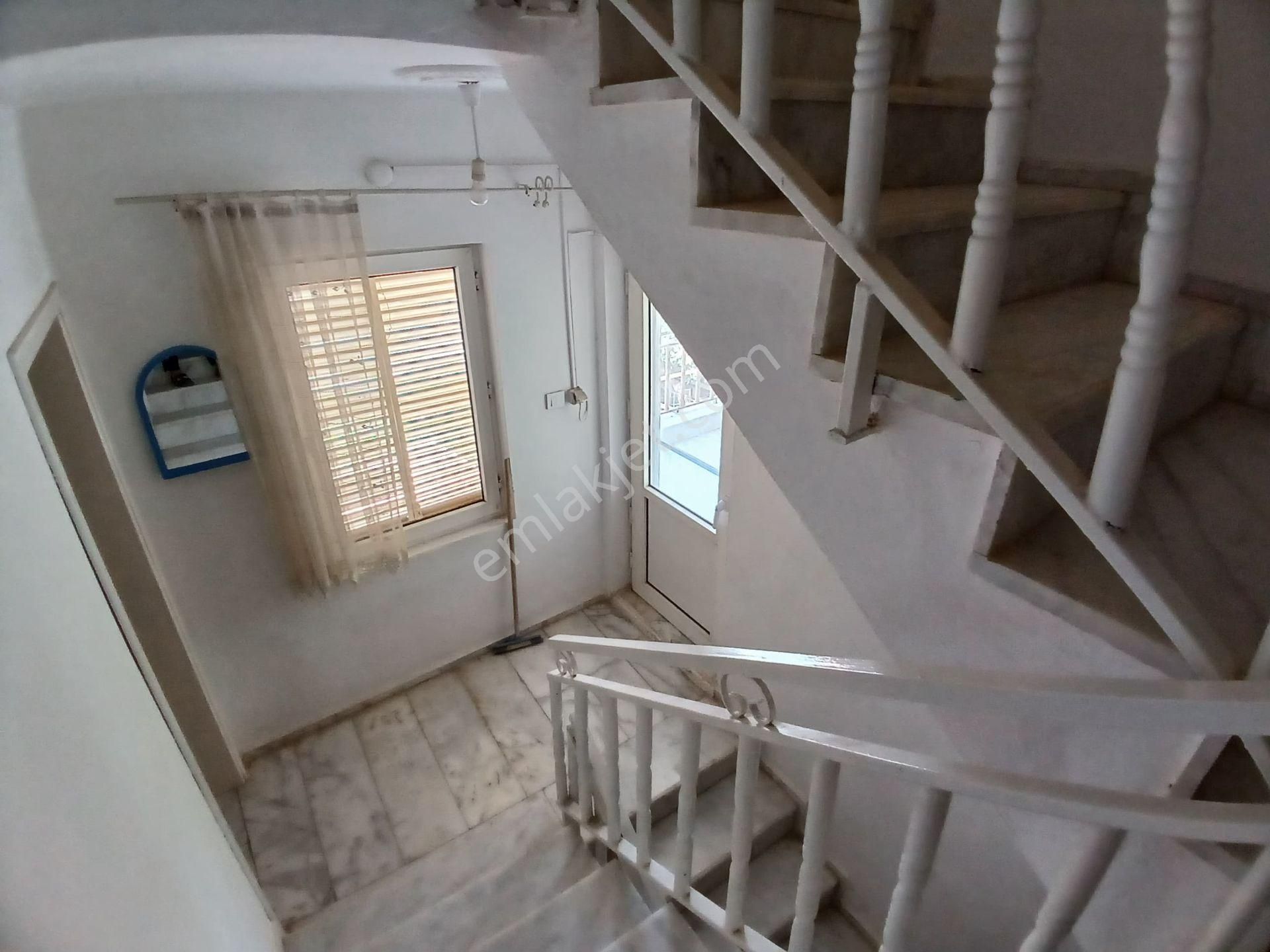 Re/max Cool'dan Kerem Sitesinde Deniz Manzaralı 3+1 İkiz Villa - Görsel 27