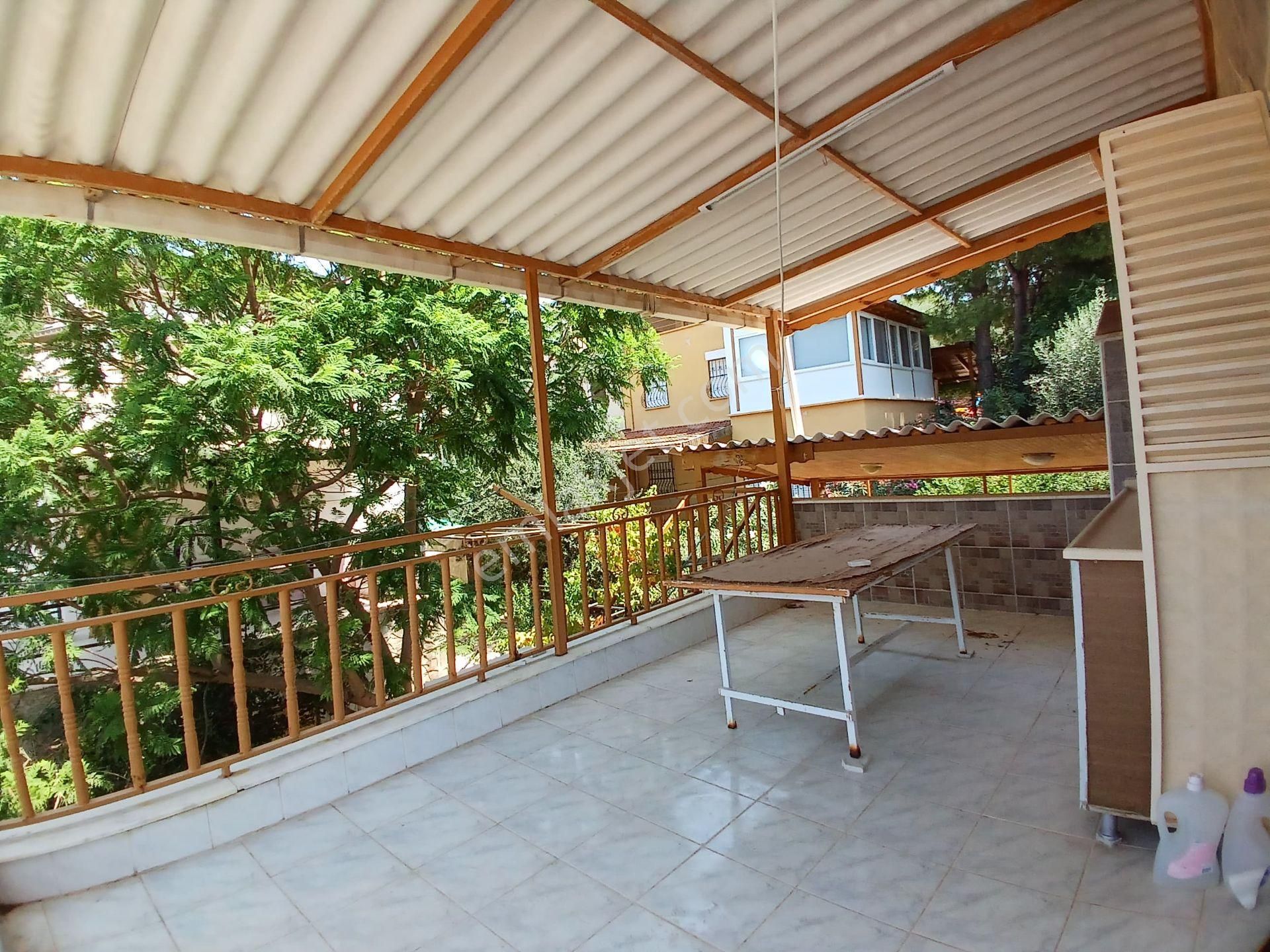 Re/max Cool'dan Kerem Sitesinde Deniz Manzaralı 3+1 İkiz Villa - Görsel 21
