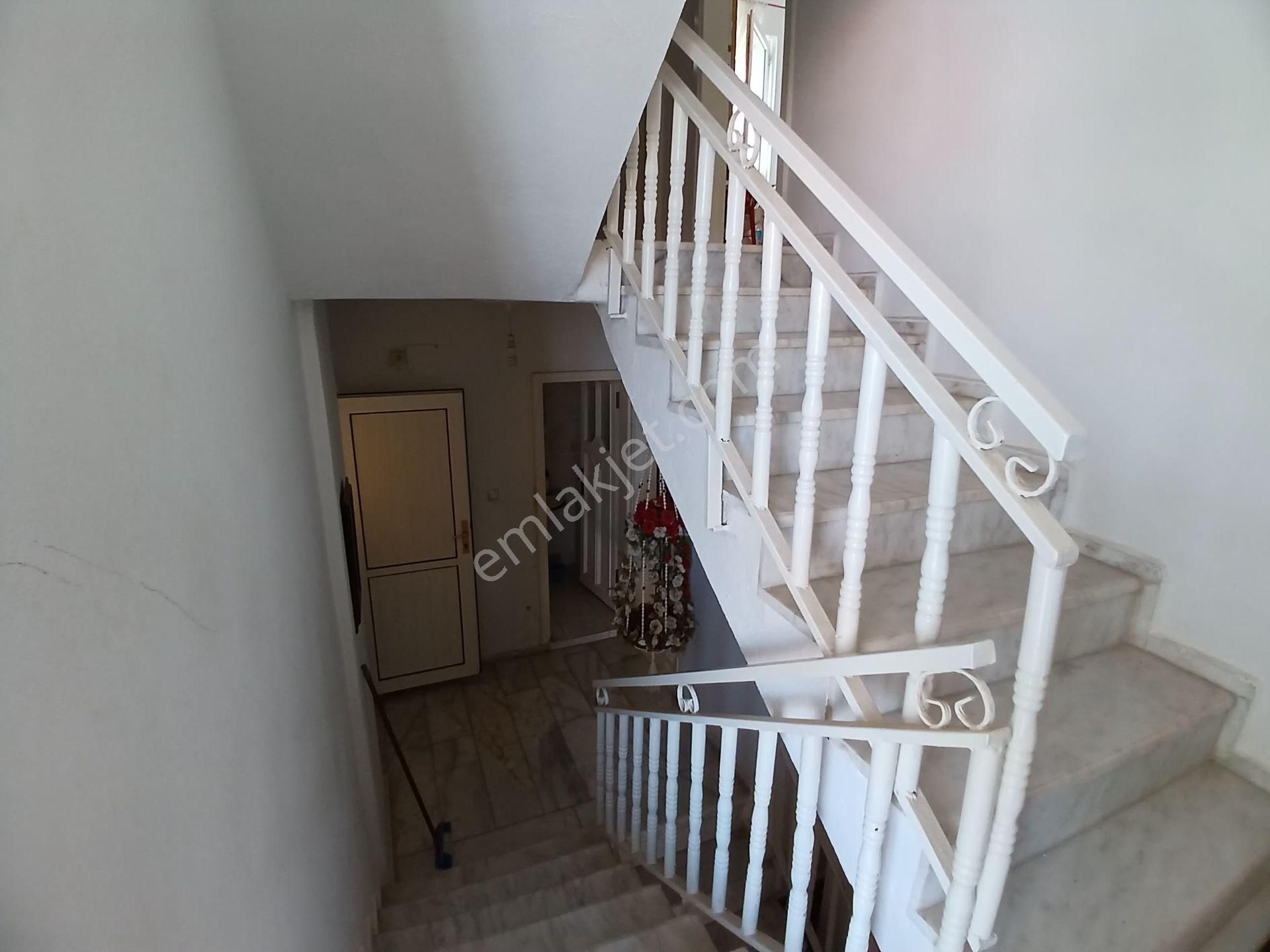 Re/max Cool'dan Kerem Sitesinde Deniz Manzaralı 3+1 İkiz Villa - Görsel 19