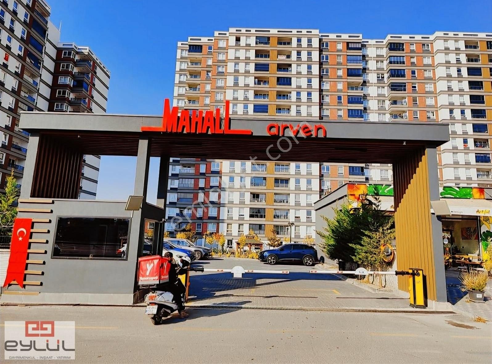 Köşk Mahallesi'nde Arven Mahall Kiralık 2+1