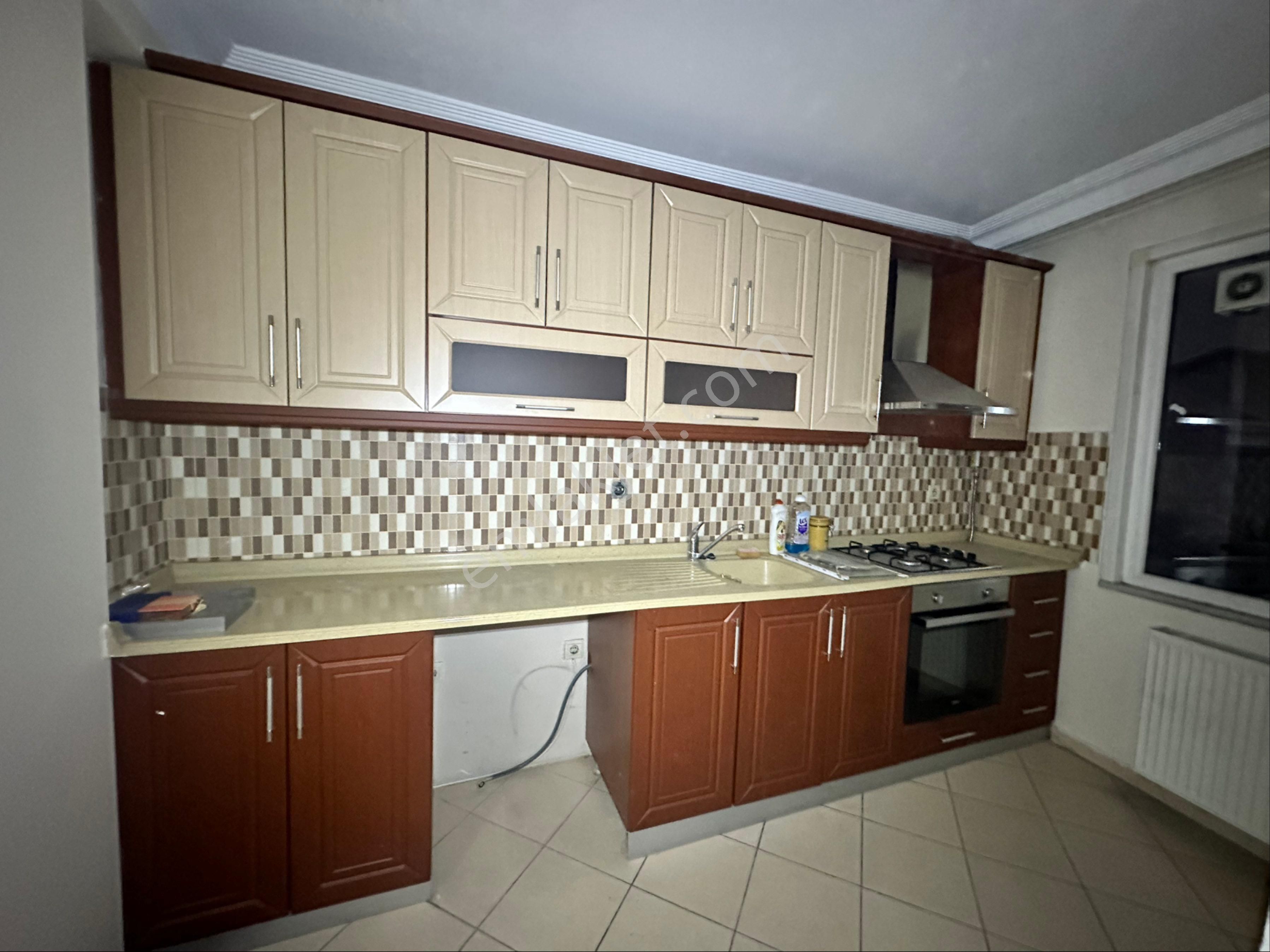 Bayrampaşa Merkez Atışalanı Caddesi Üzerinde 3+1 Daire - Görsel 12