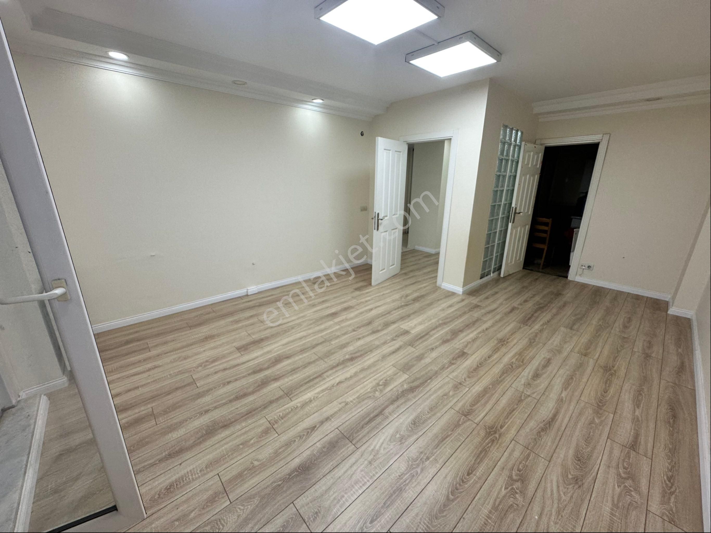 Bayrampaşa Merkez Atışalanı Caddesi Üzerinde 3+1 Daire - Görsel 23