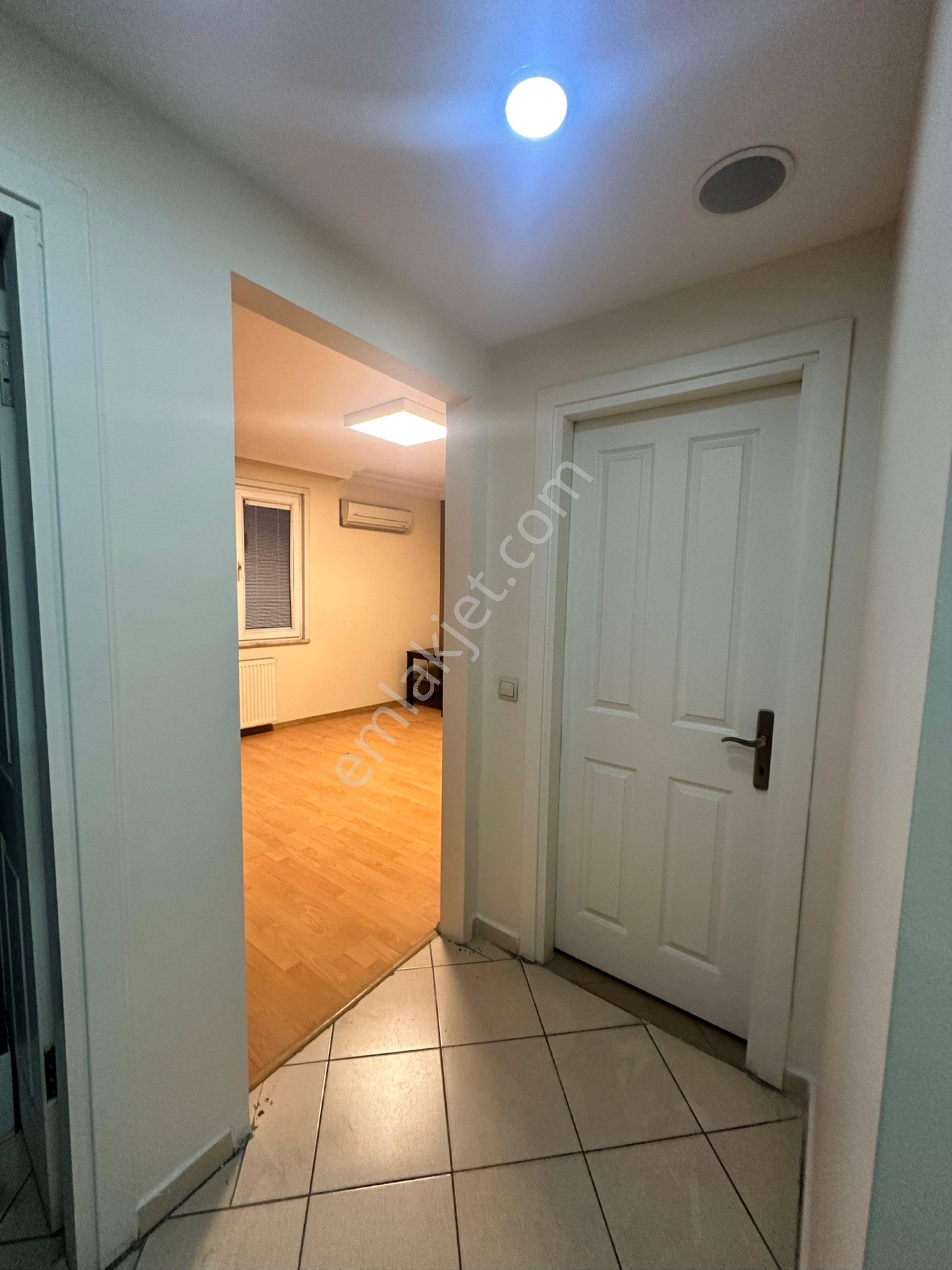 Bayrampaşa Merkez Atışalanı Caddesi Üzerinde 3+1 Daire - Görsel 6
