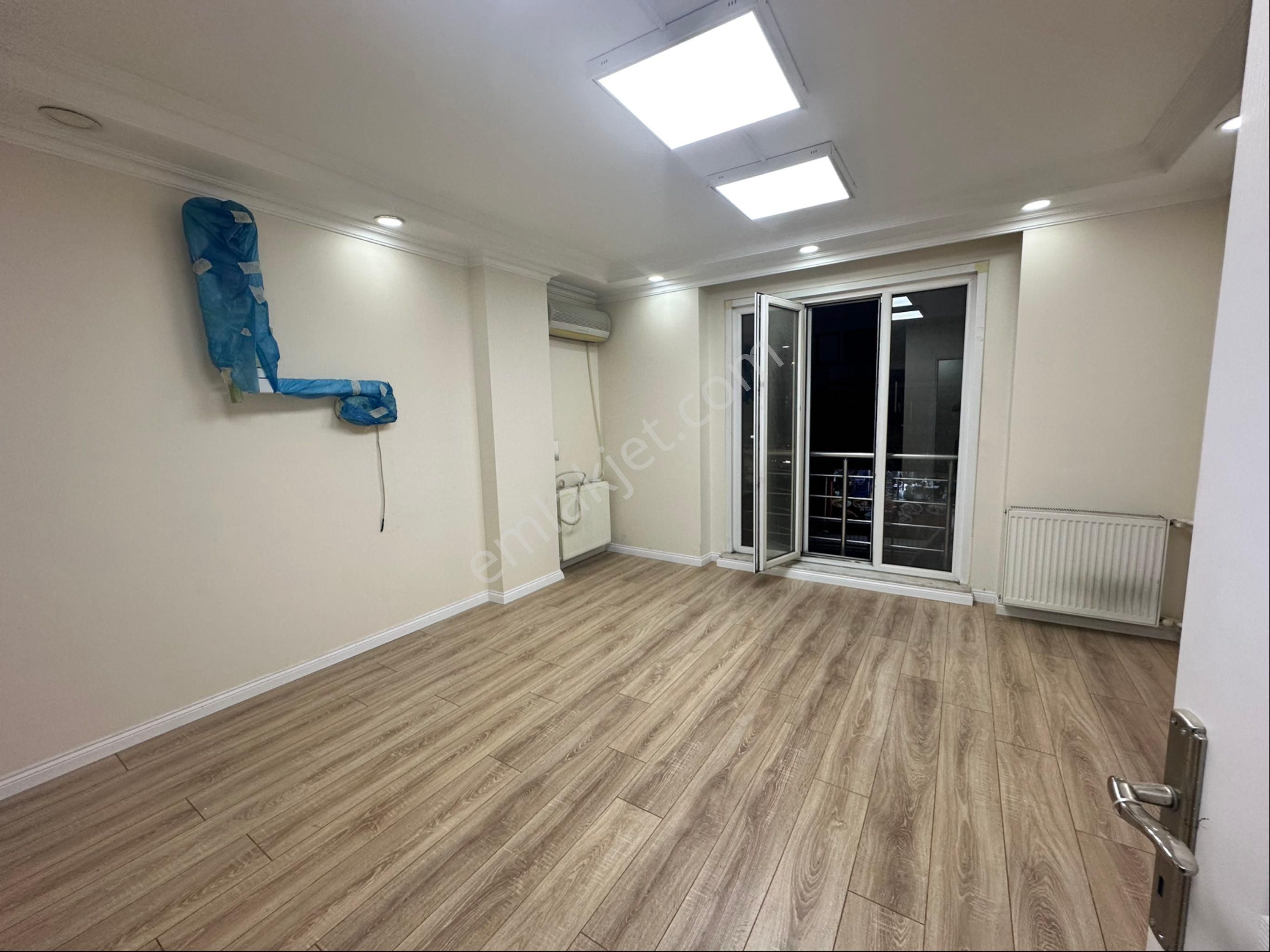 Bayrampaşa Merkez Atışalanı Caddesi Üzerinde 3+1 Daire - Görsel 21