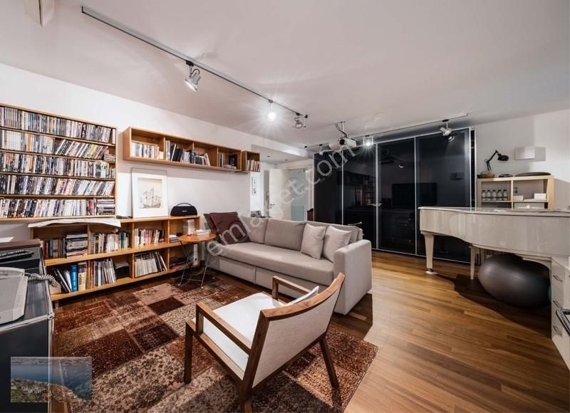 Prestijli Ve Butik Sitede Satılık Çok Özel Bahçe Dubleksi - Görsel 14