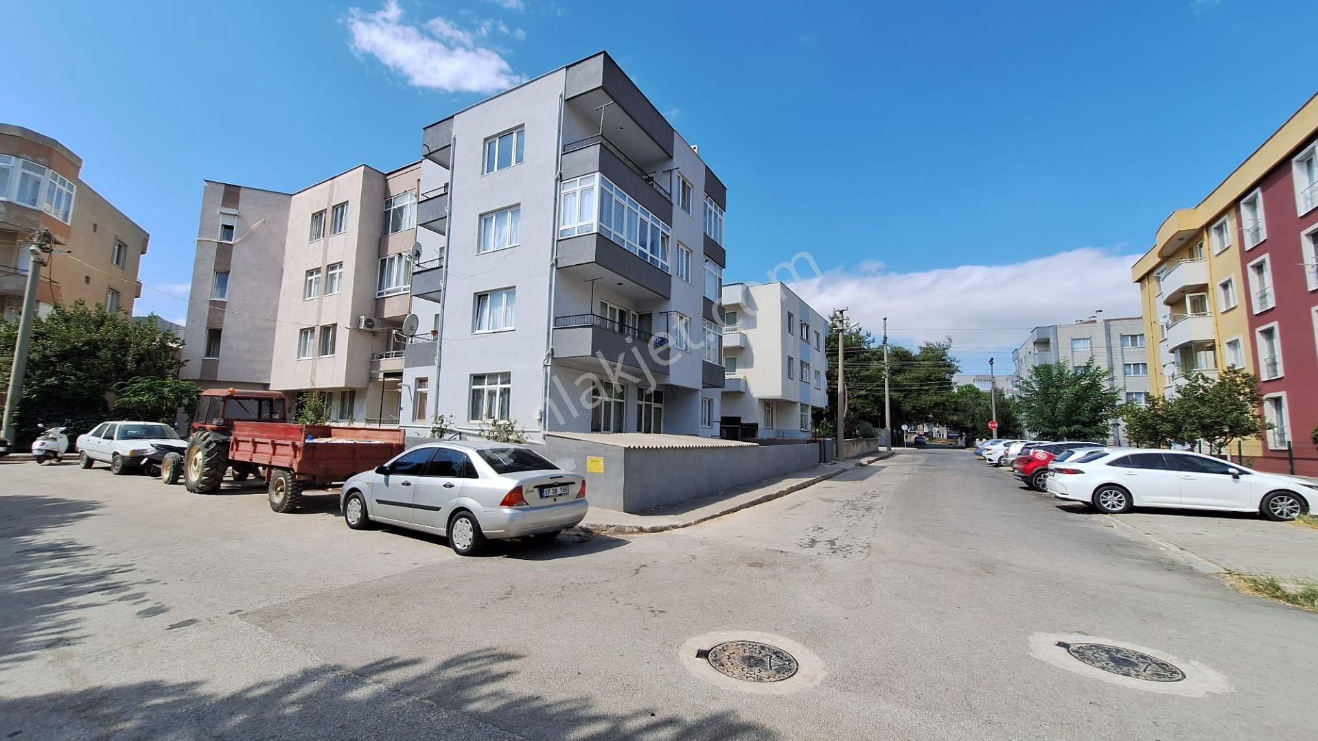 Çanakkale Esenler'de Merkezi Lokasyonda 3+1 Kiralık Daire