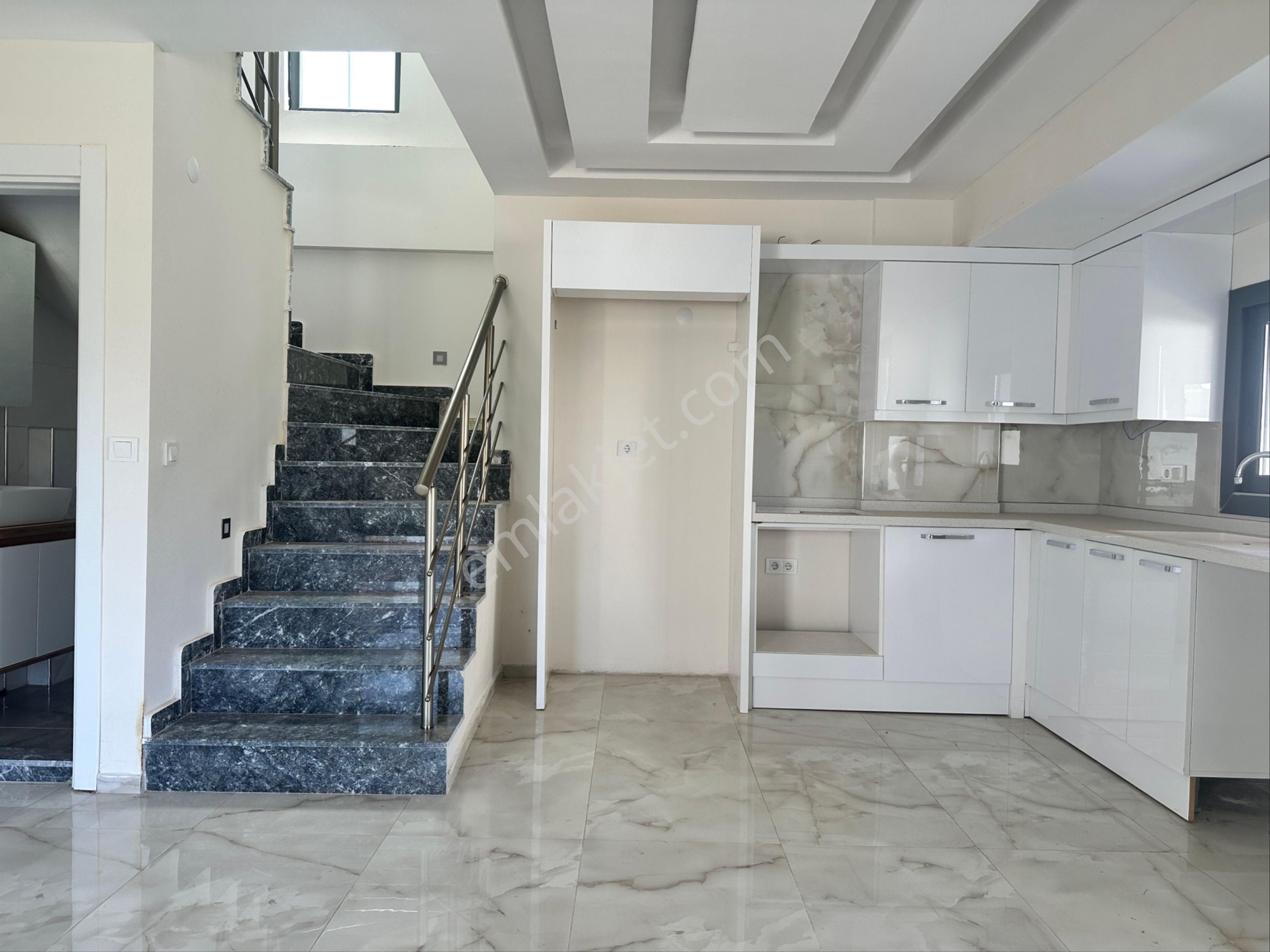 Doğanbey’de Satılık 3+1 Havuzlu Sitede Yazlık Villa / Son Villalar - Görsel 13