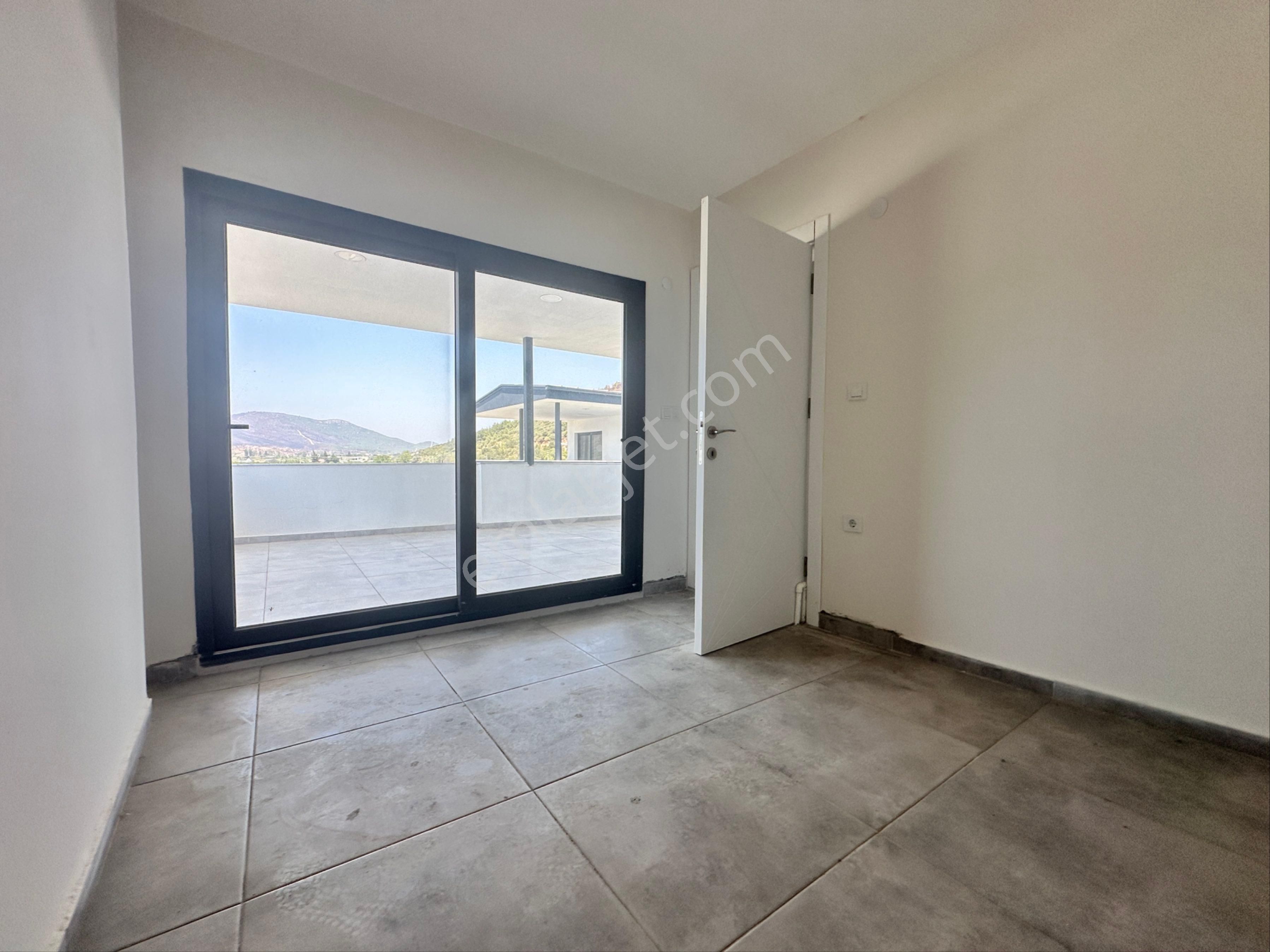 Doğanbey’de Satılık 3+1 Havuzlu Sitede Yazlık Villa / Son Villalar - Görsel 23