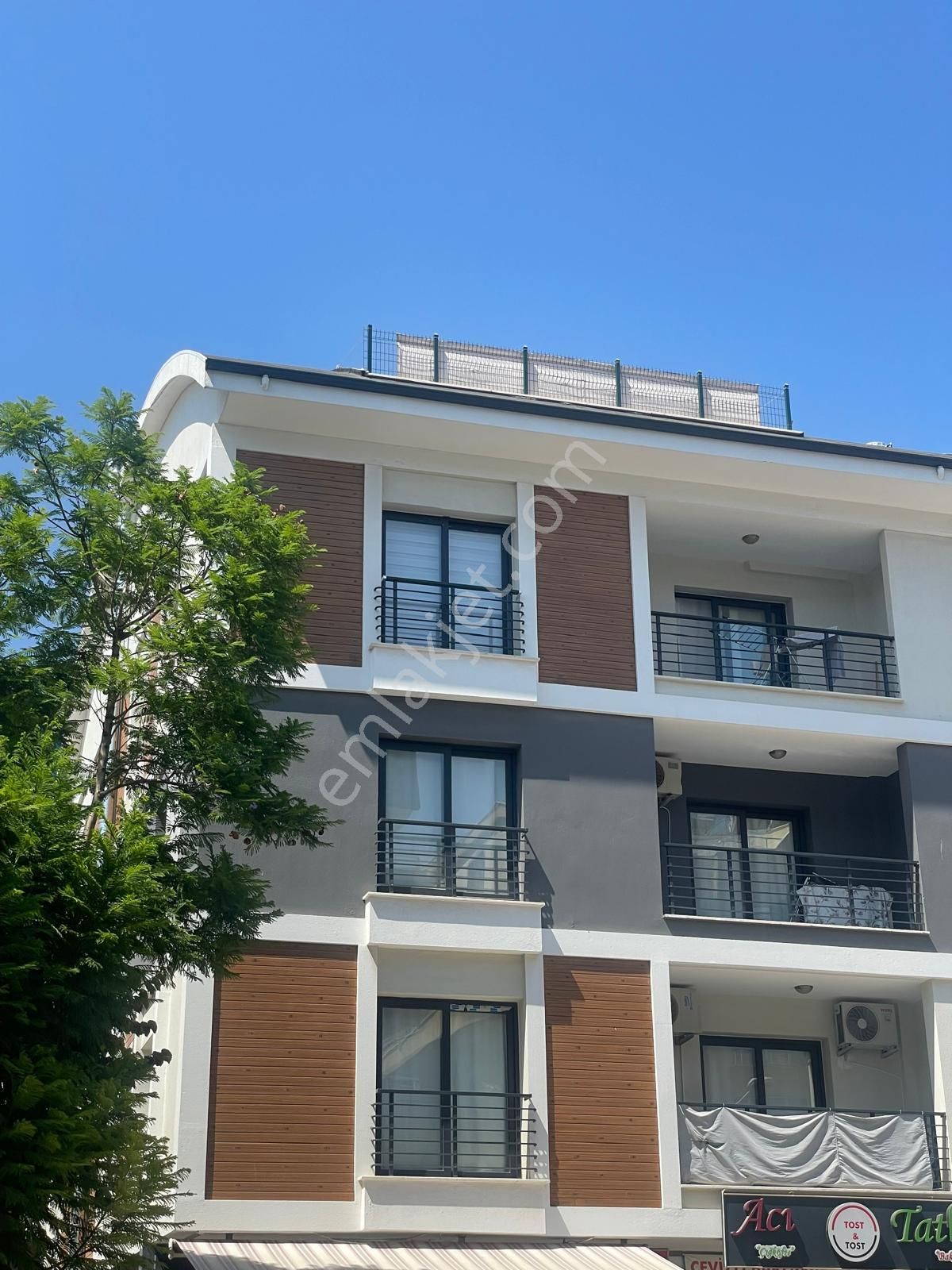 Didim Yeni Mahalle Cadde Cepheli Asansörlü 3+1 Dubleks Daire