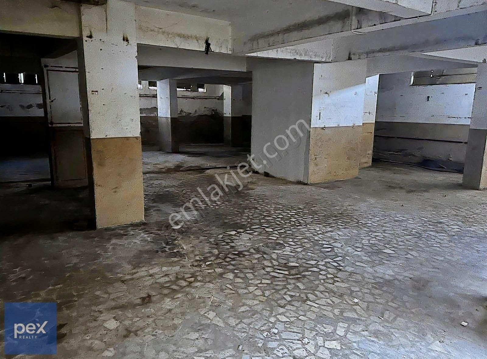 Kartal Yunus Mahallesinde Kiralık 300m2 İmalathane,depo,mağaza