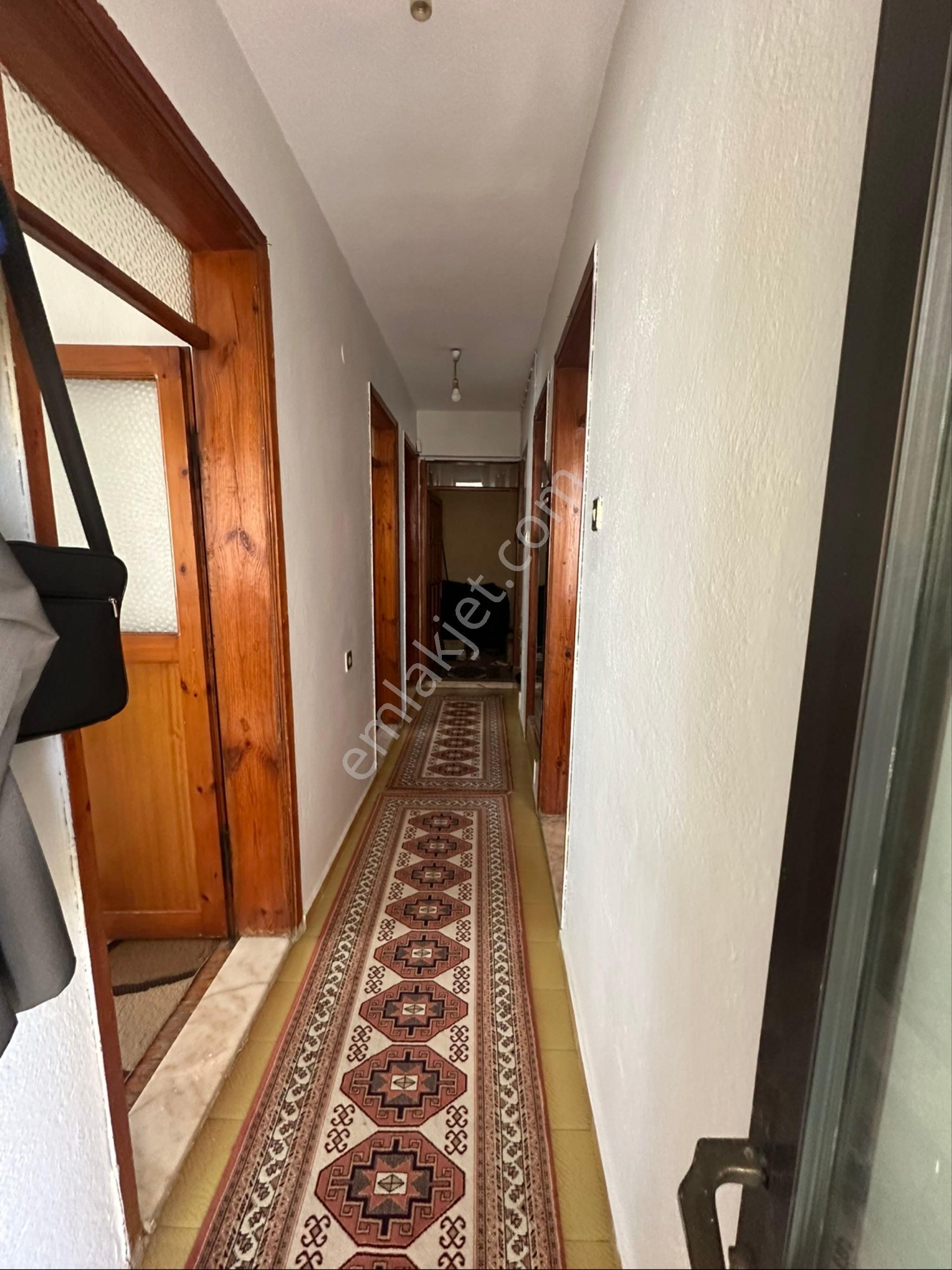 Bayraklı’da Satılık 2 Katlı Bina - Görsel 28