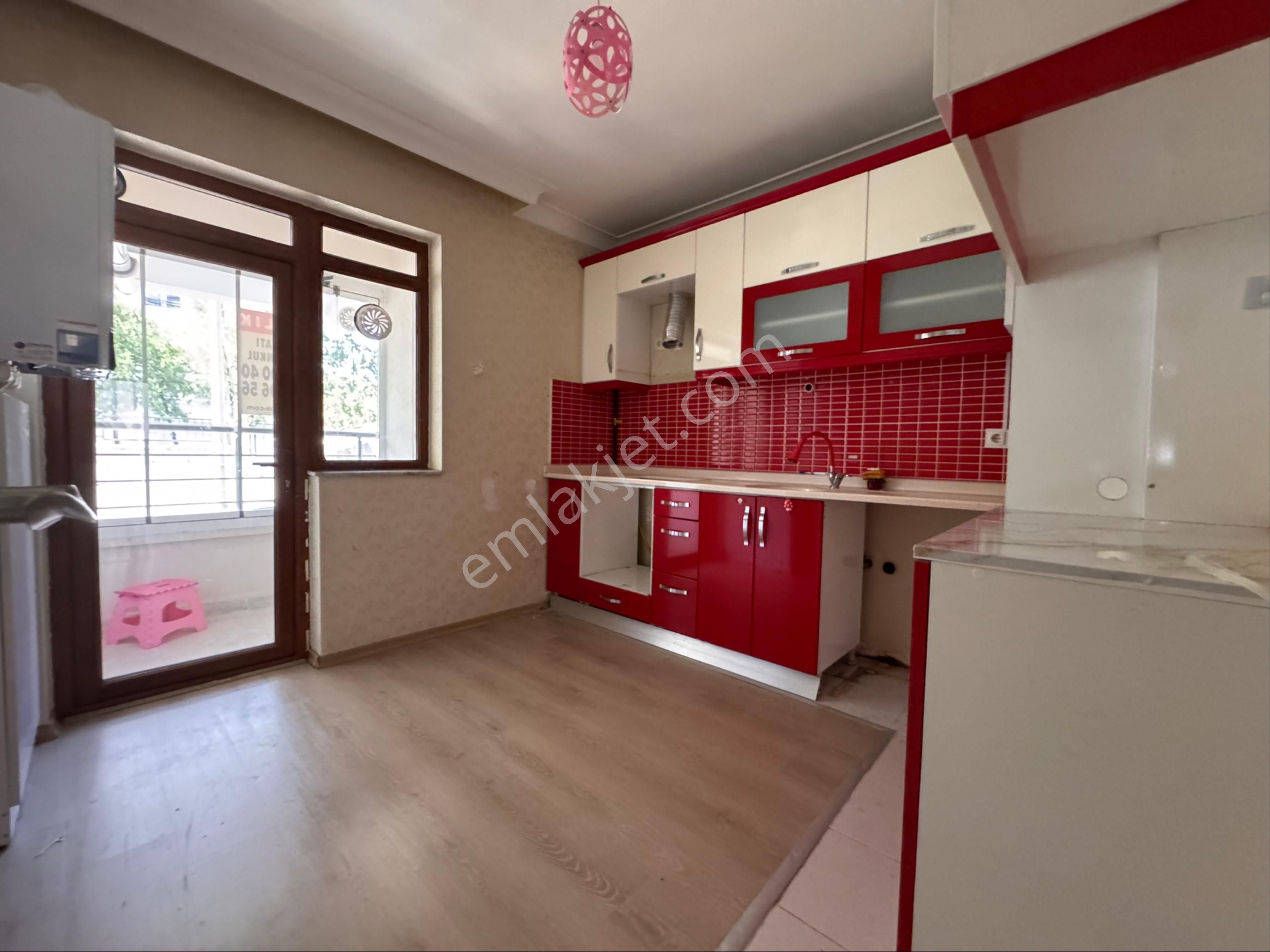 Uyanış Mah Yeni Binada Asansörlü Yüksek Giriş Masrafsız 3+1