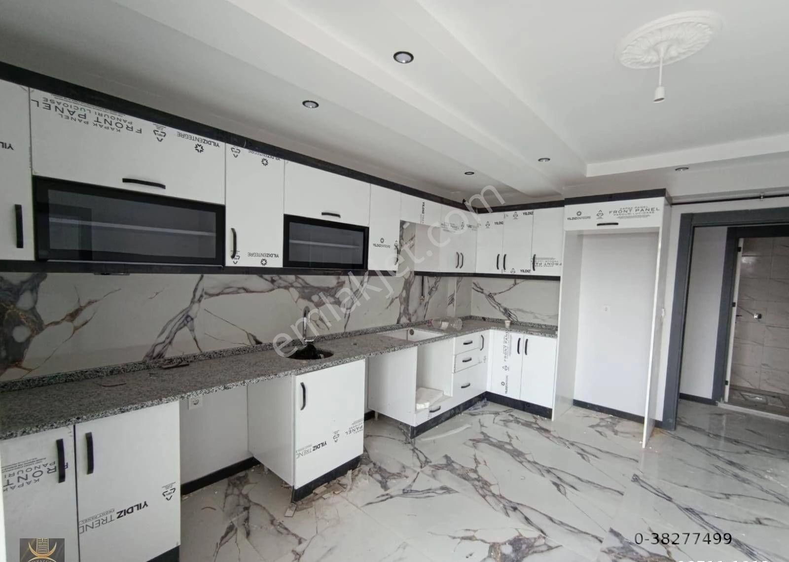 Poyraz Emlak'tan 71 Evler Mah. Kafkas Caddesi Yakını 3+1 130m² Satılık Daire