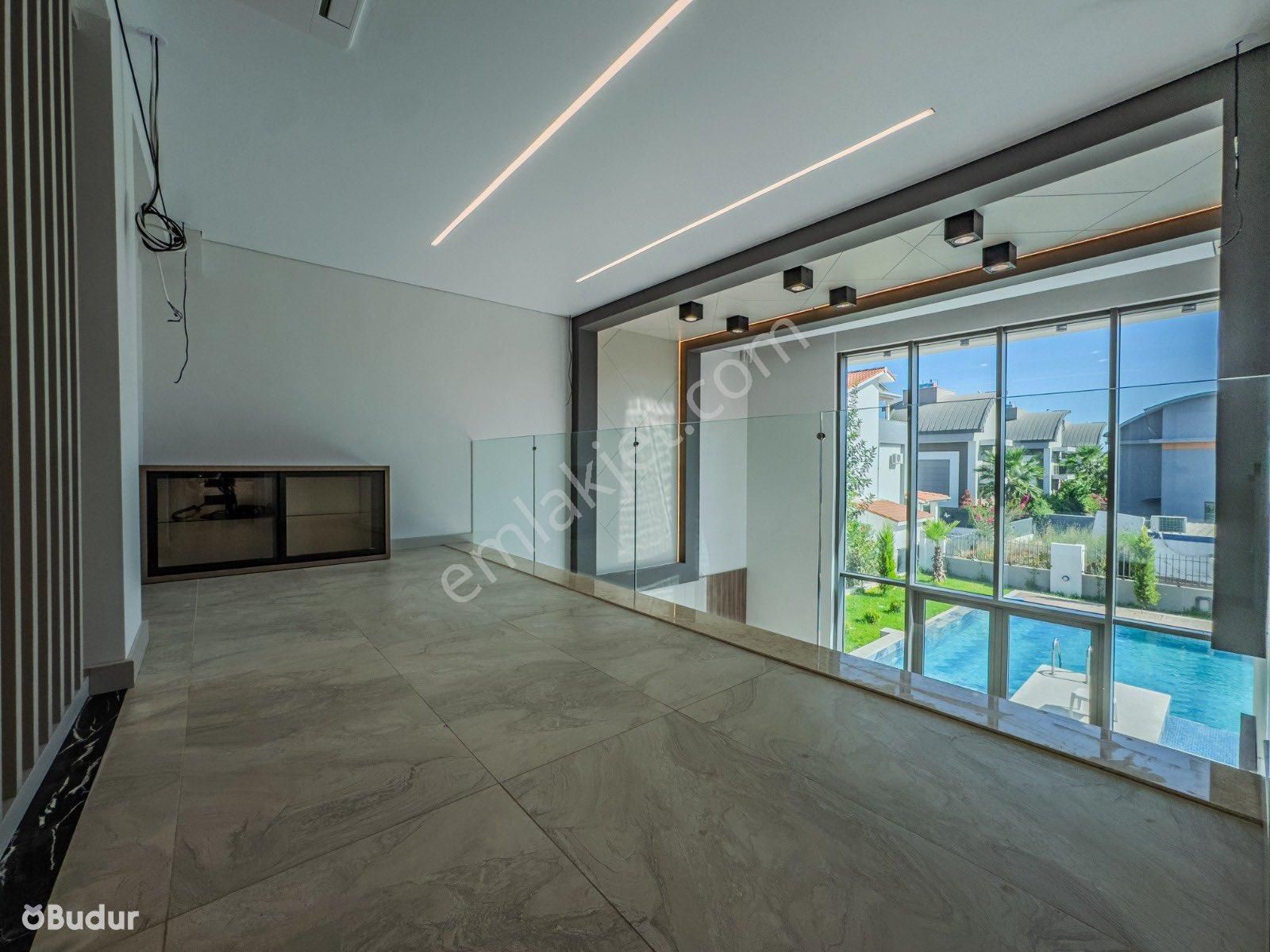 Vatandaşlığa Uygun Antalya Kadriye-belek’te Özel Havuzlu Ultra Lüx Tripleks Villa - Görsel 11