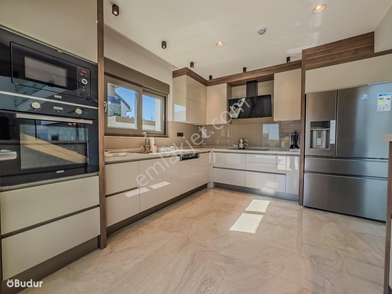 Vatandaşlığa Uygun Antalya Kadriye-belek’te Özel Havuzlu Ultra Lüx Tripleks Villa - Görsel 21