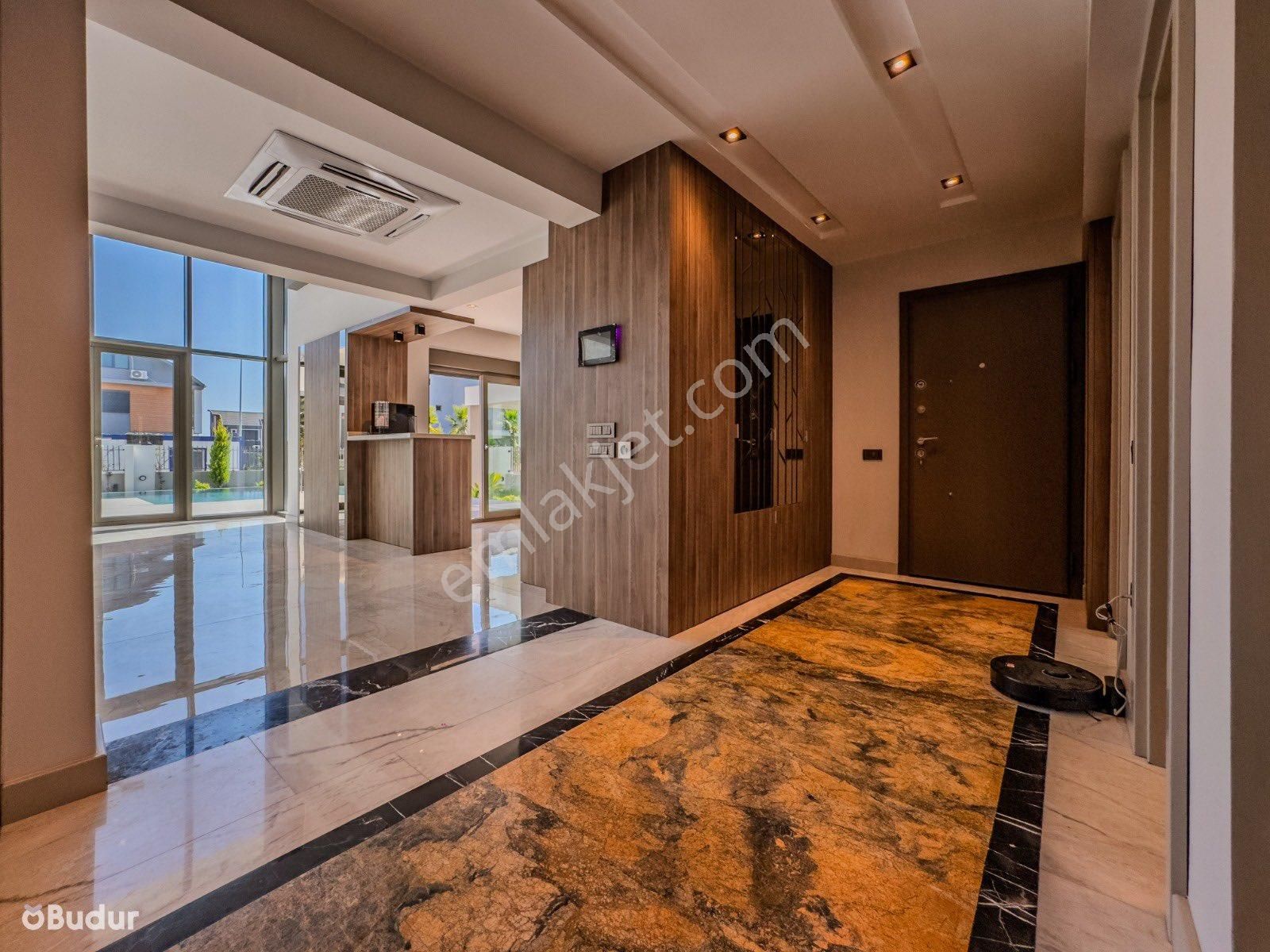 Vatandaşlığa Uygun Antalya Kadriye-belek’te Özel Havuzlu Ultra Lüx Tripleks Villa - Görsel 25