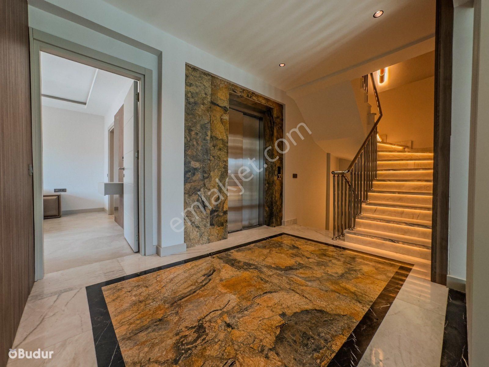 Vatandaşlığa Uygun Antalya Kadriye-belek’te Özel Havuzlu Ultra Lüx Tripleks Villa - Görsel 13