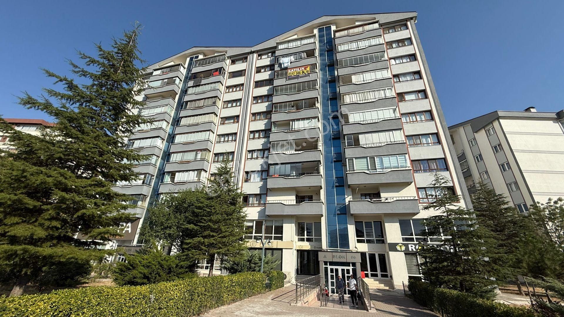 Botanik Metroya Yürüme Mesafesinde Manzaralı Satılık 3+1 Daire