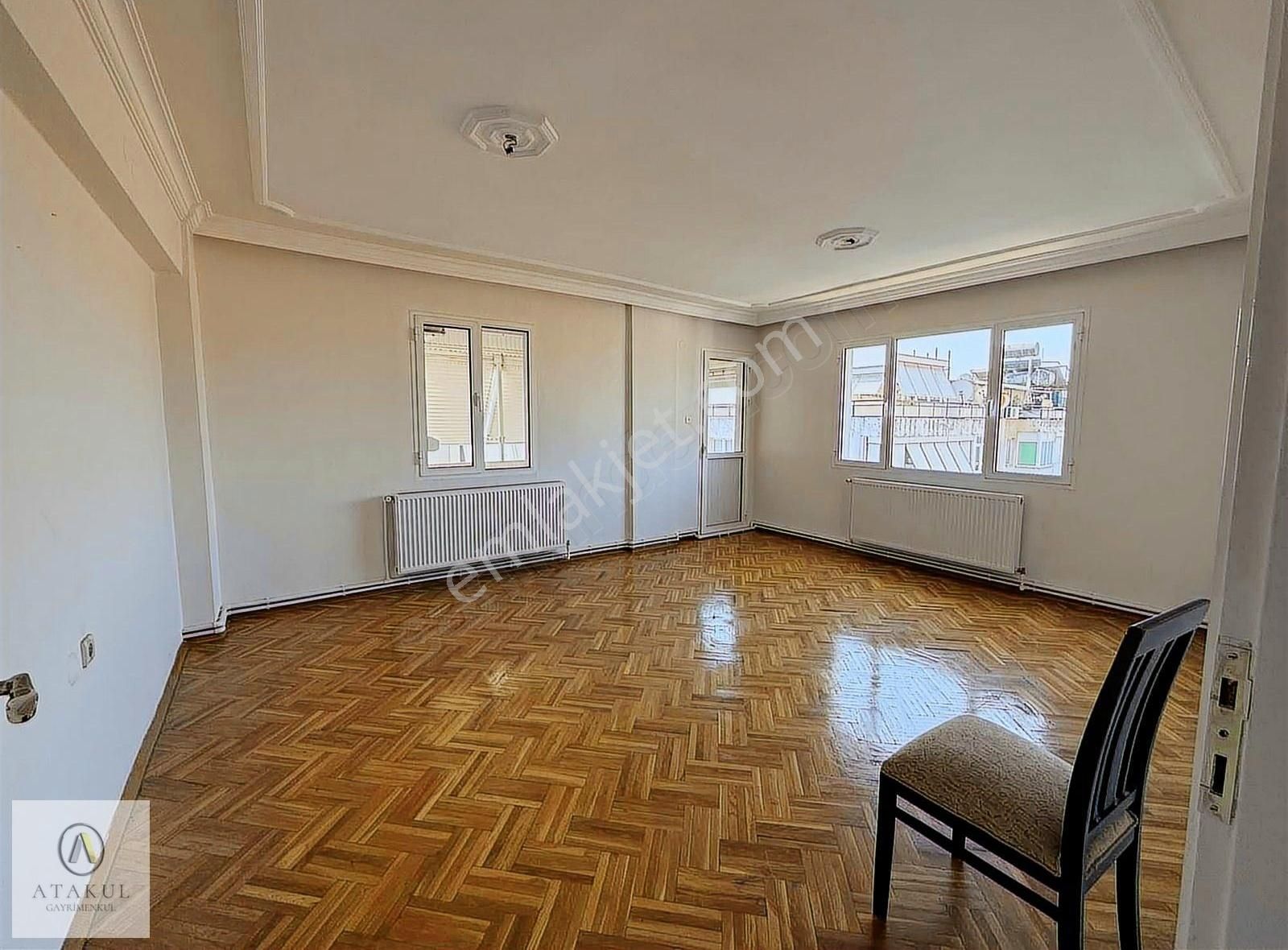Atakul Gayrimenkul-belediye Yakını 3+1 120m2 Doğalgazlı Daire