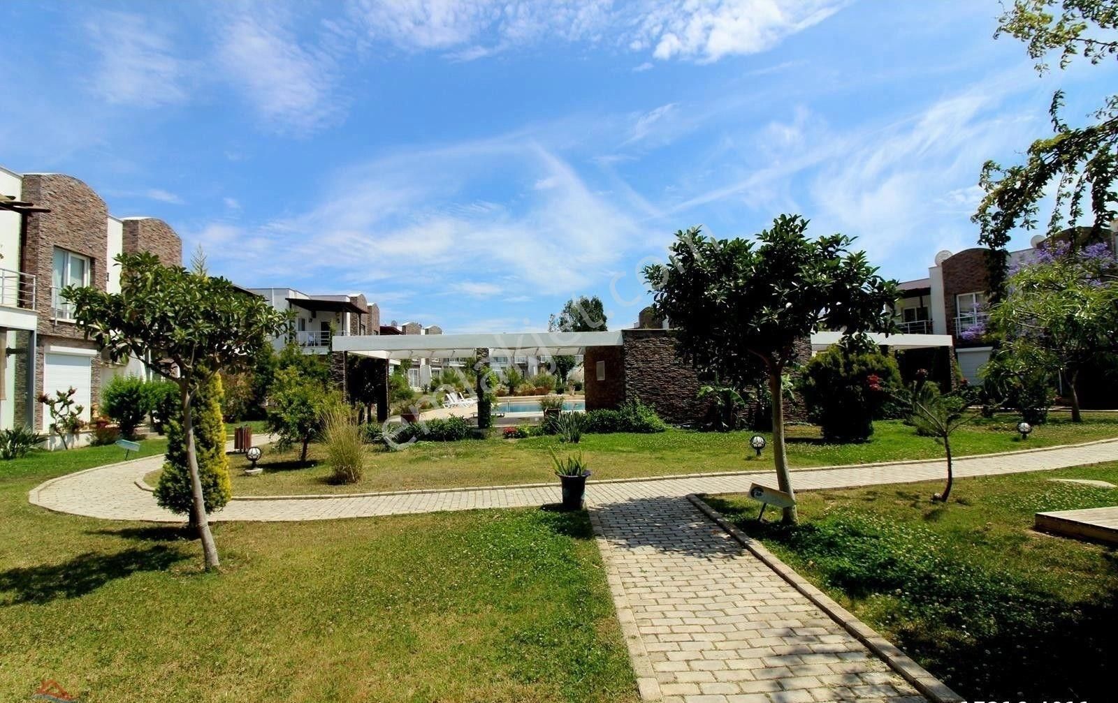 Bodrum Bitez Havuzlu Sitede Üst Kat Daire - Görsel 14