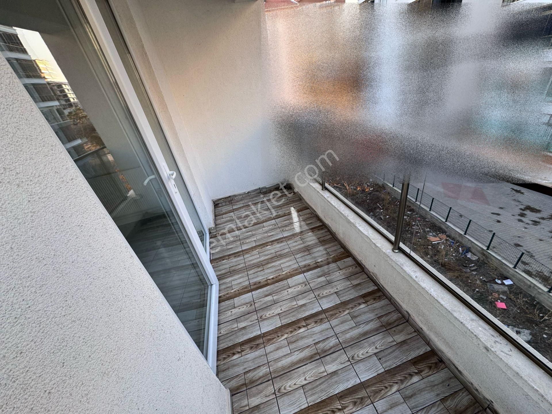 Feridunçelik'te Ada Gross Akbaba Avm Yakını Düzlükte 3+1 130 M2 Satılık Daire !! - Görsel 13