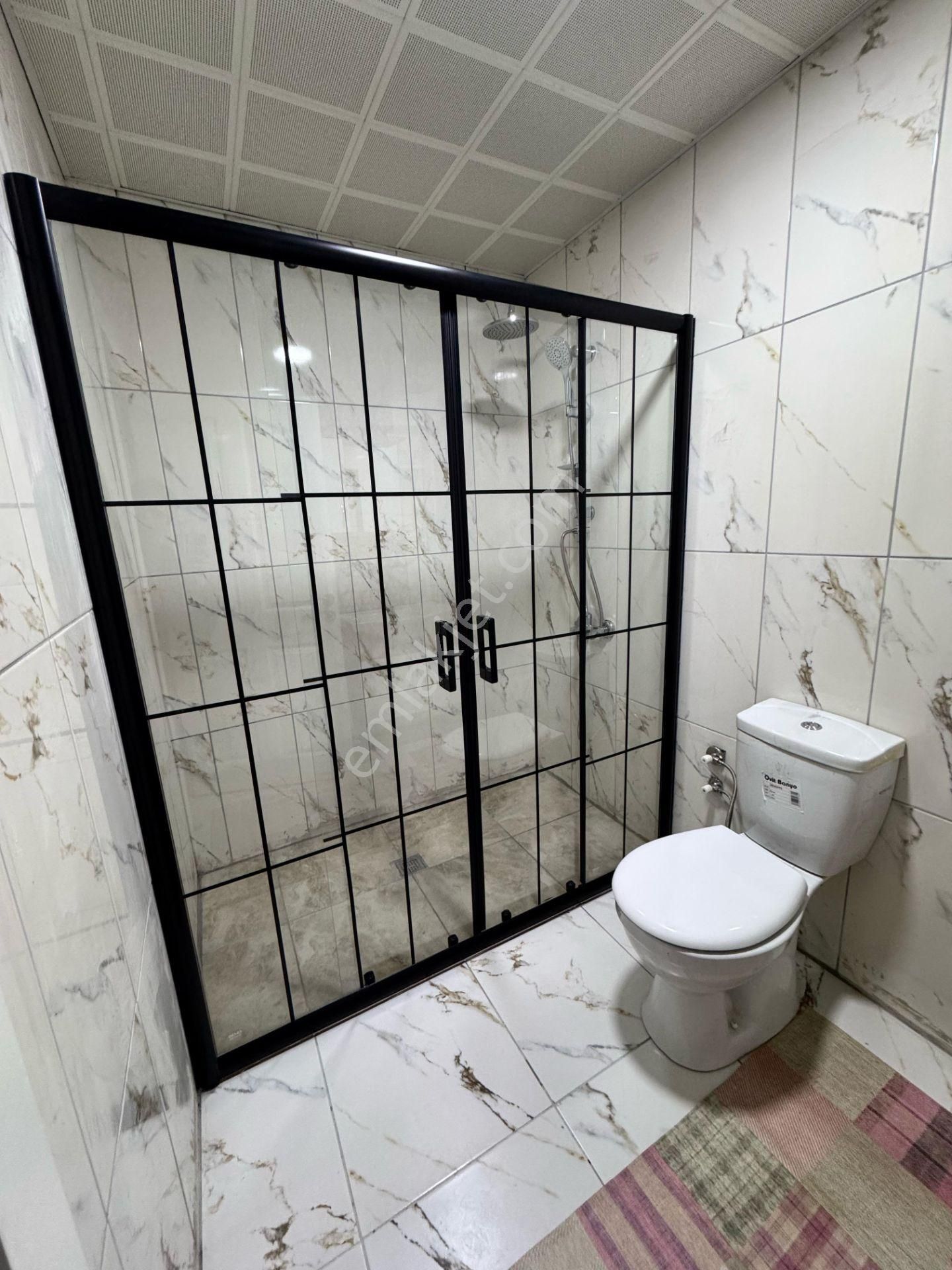 Feridunçelik'te Ada Gross Akbaba Avm Yakını Düzlükte 3+1 130 M2 Satılık Daire !! - Görsel 16