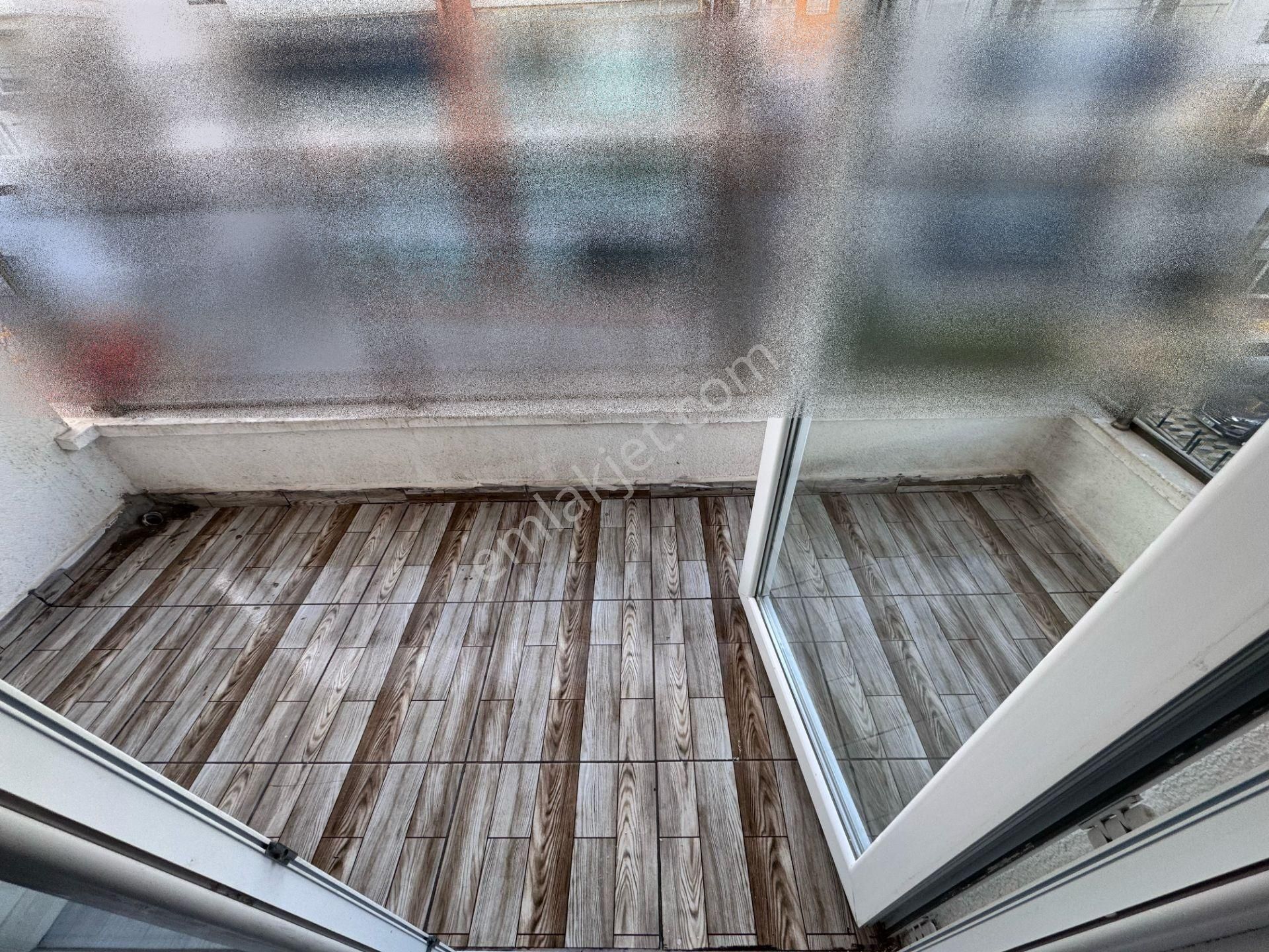 Feridunçelik'te Ada Gross Akbaba Avm Yakını Düzlükte 3+1 130 M2 Satılık Daire !! - Görsel 12